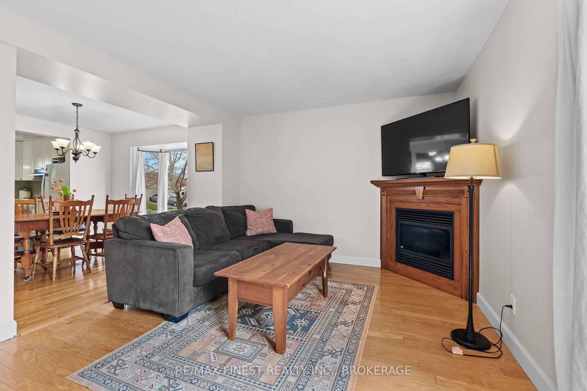 Photo 15 of 1038 Springfield Drive, Kingston, City Southwest — HOMEH