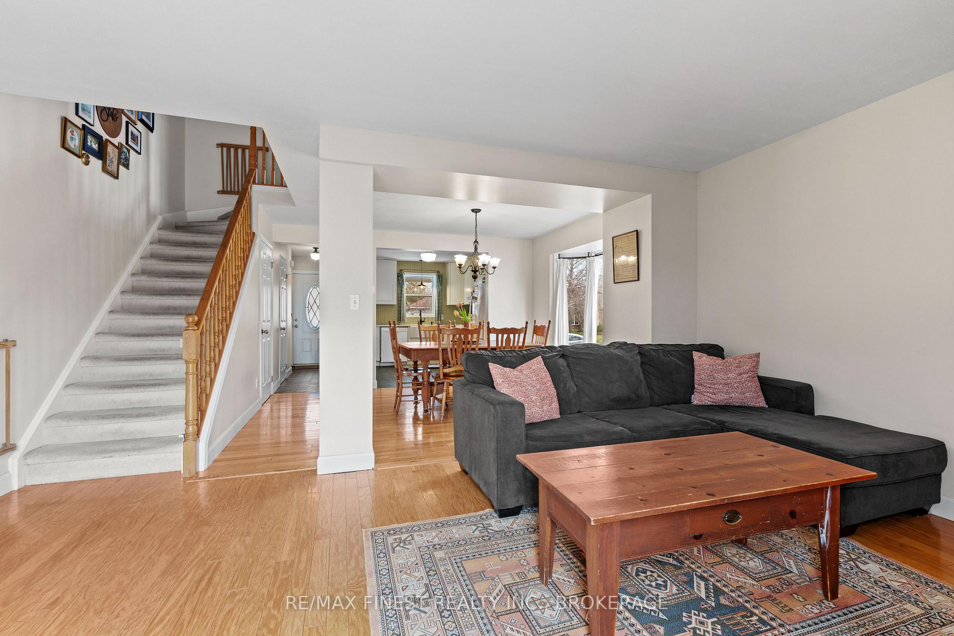 Photo 17 of 1038 Springfield Drive, Kingston, City Southwest — HOMEH