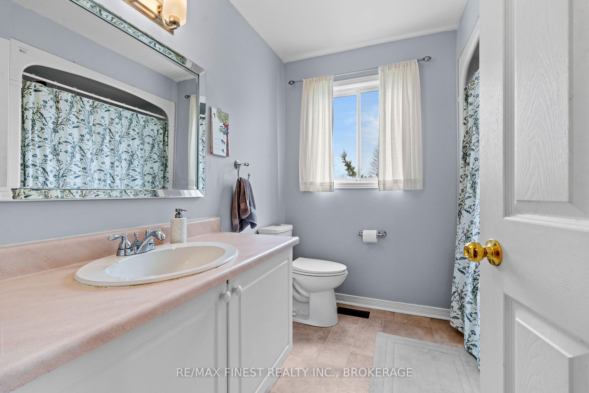 Photo 29 of 1038 Springfield Drive, Kingston, City Southwest — HOMEH