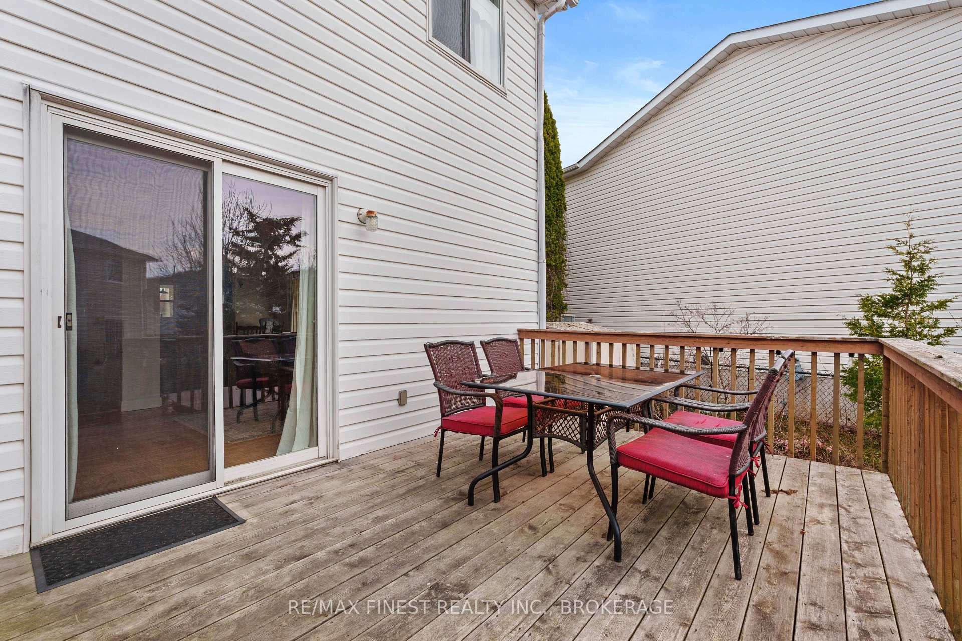 Photo 38 of 1038 Springfield Drive, Kingston, City Southwest — HOMEH