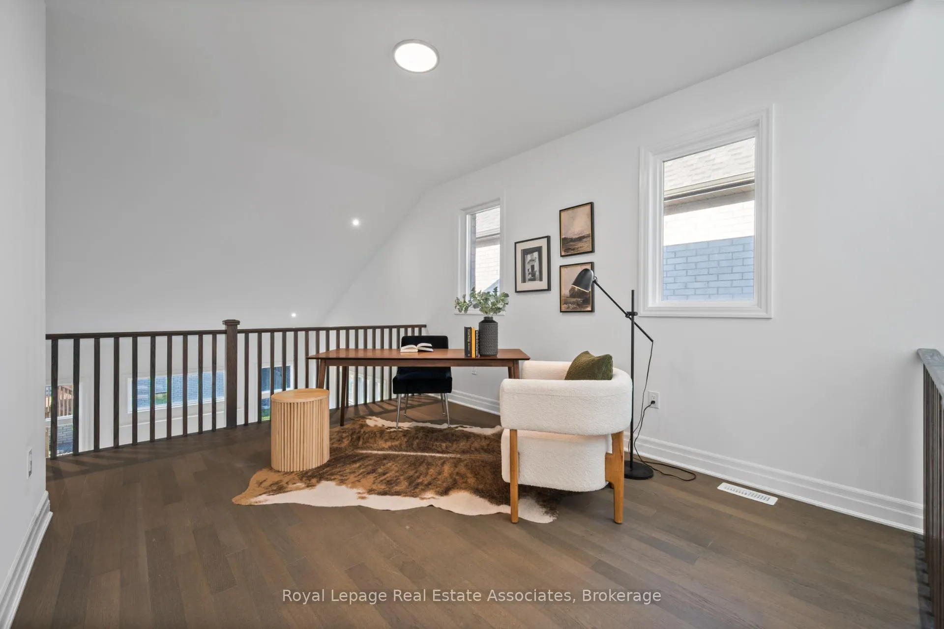 Photo 19 of 1249 Onyx Trail, Oakville, Joshua Meadows — HOMEH