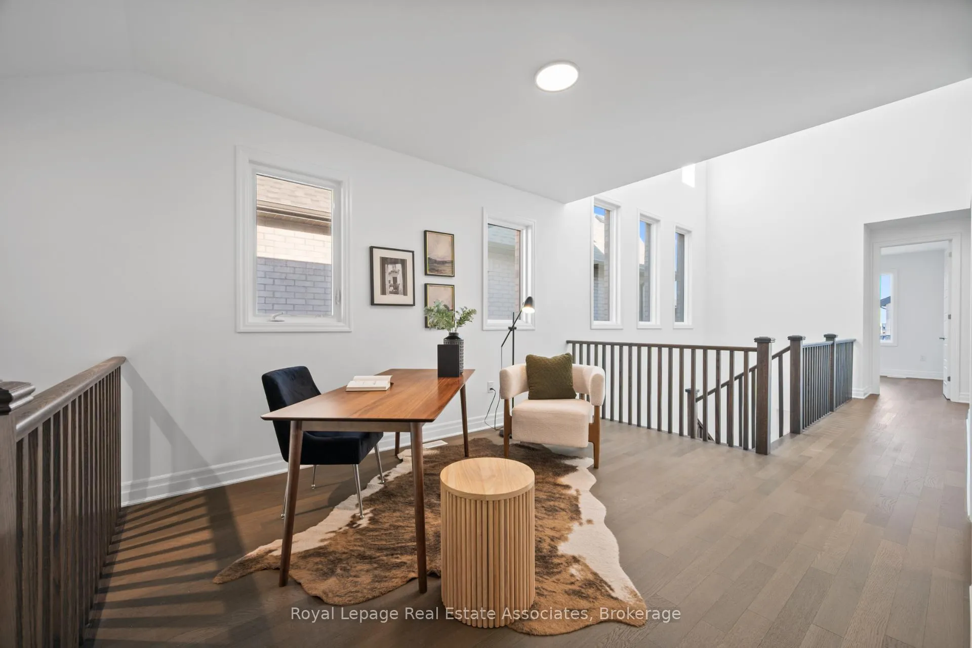 Photo 20 of 1249 Onyx Trail, Oakville, Joshua Meadows — HOMEH