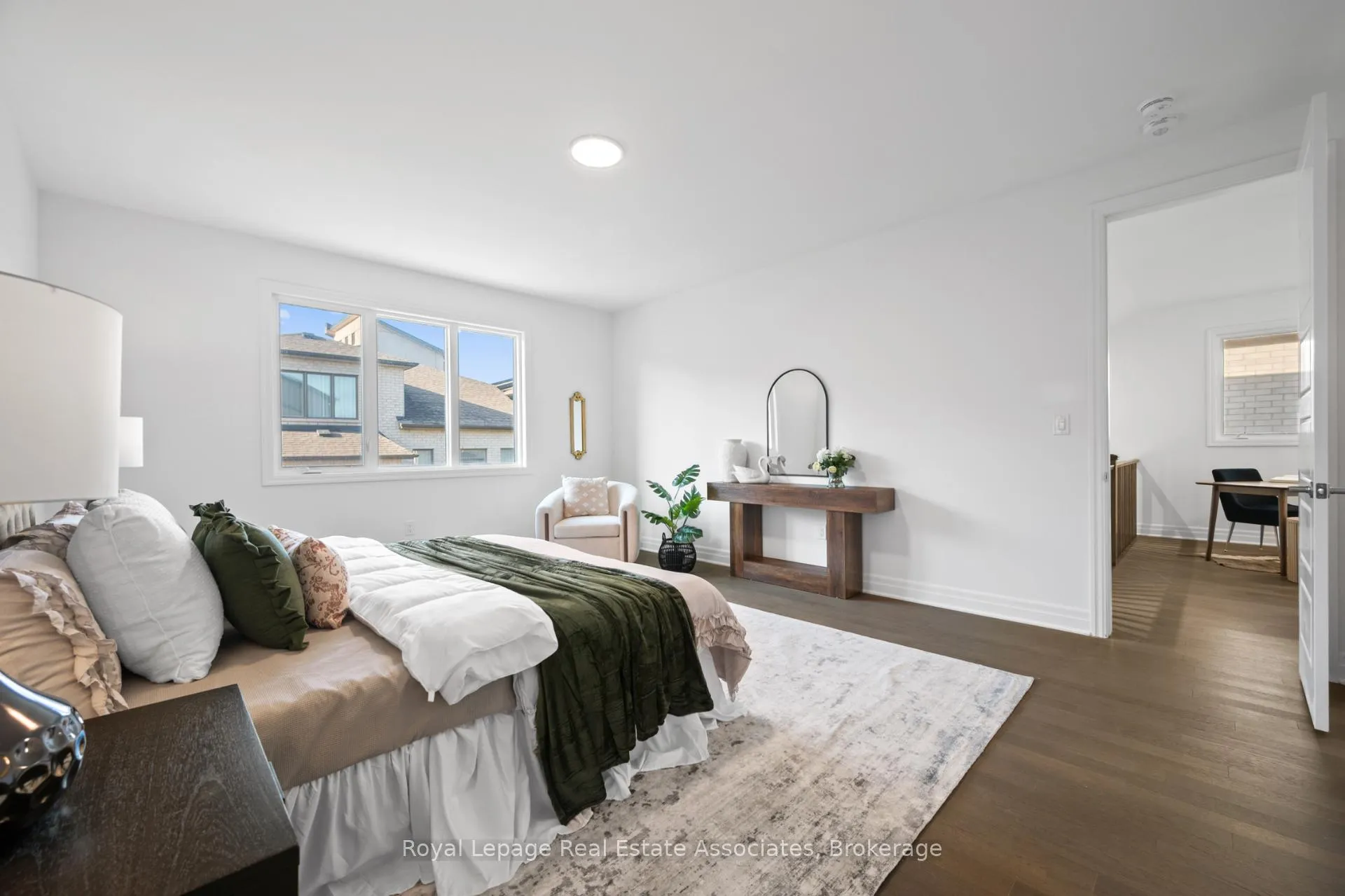 Photo 25 of 1249 Onyx Trail, Oakville, Joshua Meadows — HOMEH