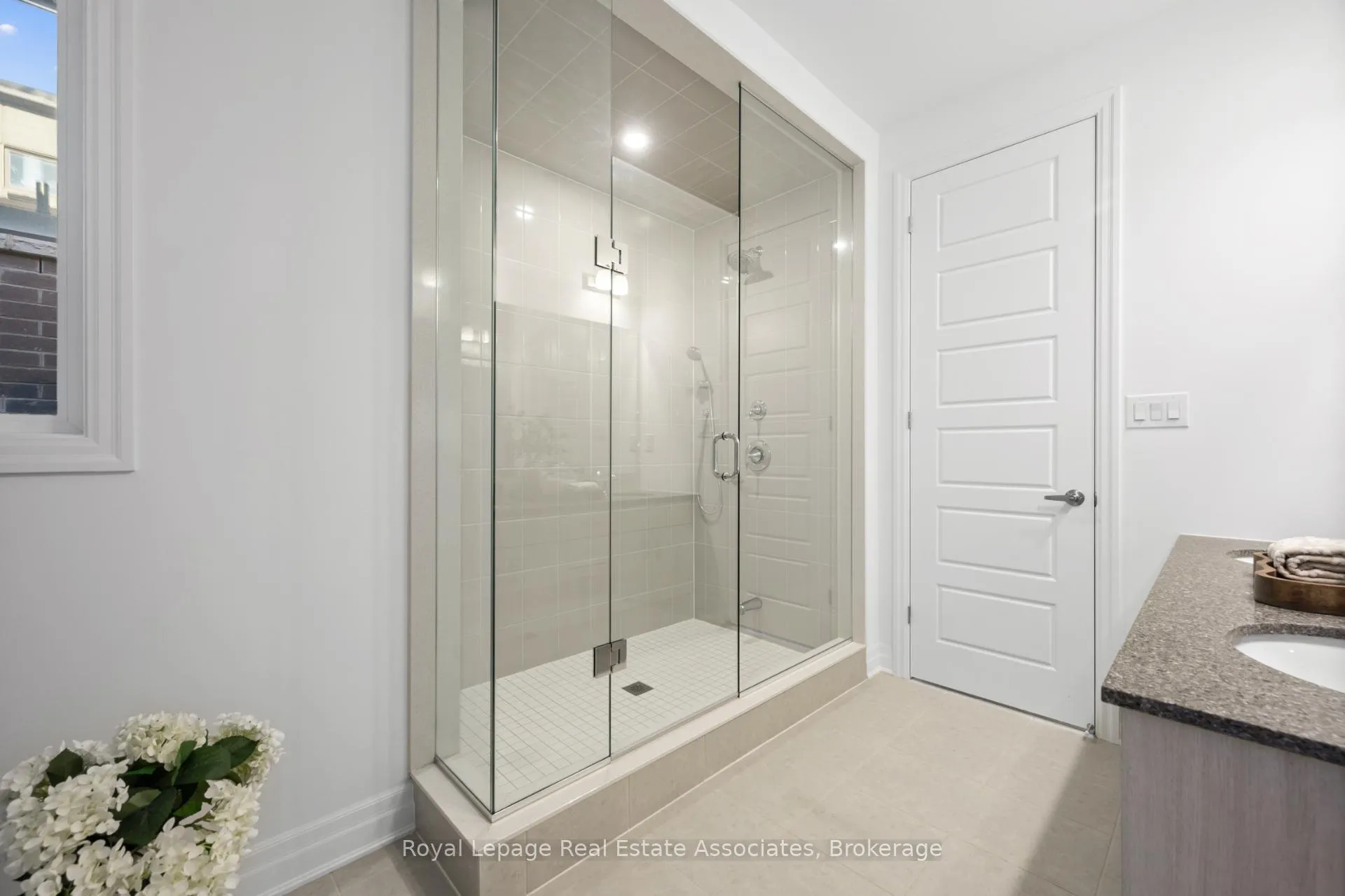 Photo 28 of 1249 Onyx Trail, Oakville, Joshua Meadows — HOMEH