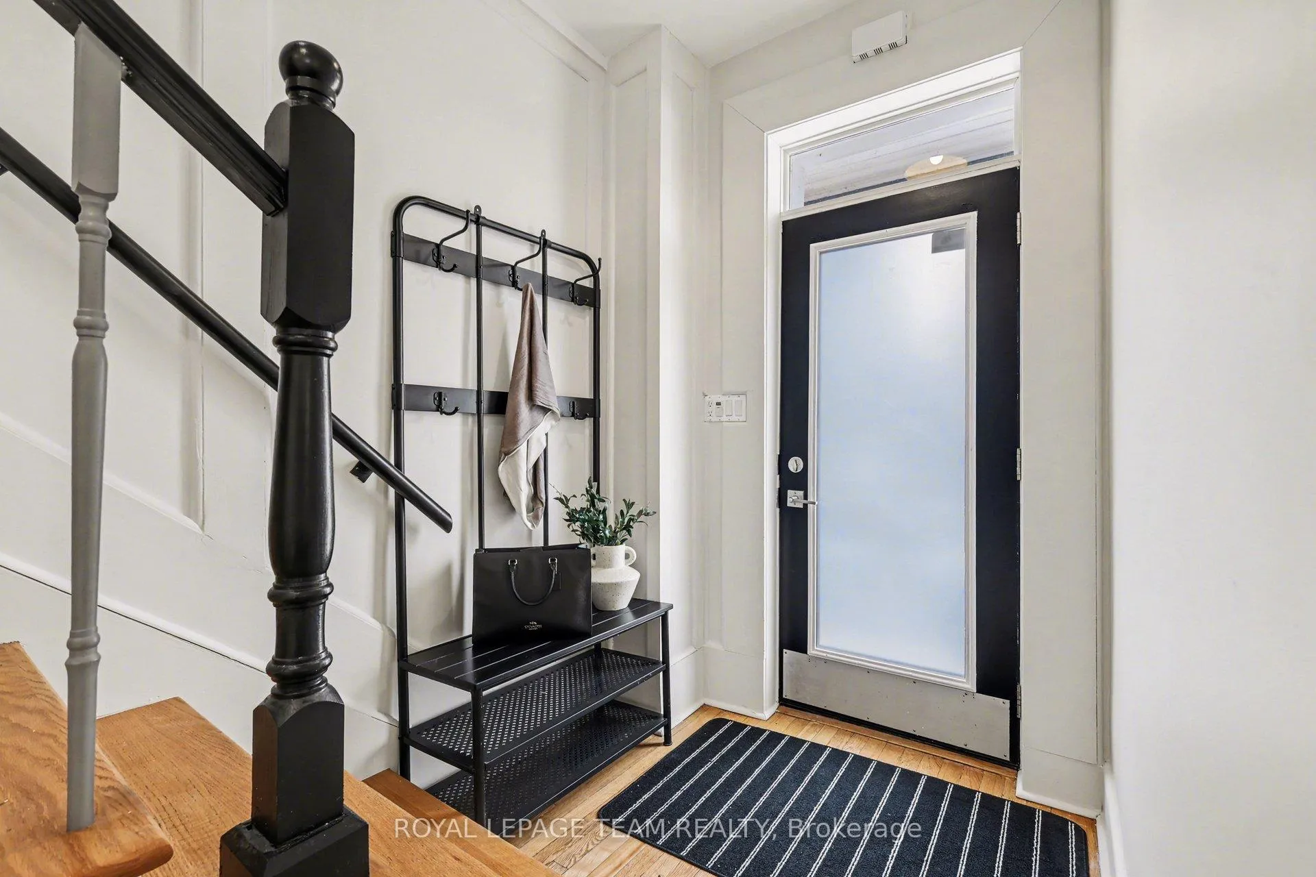 Photo 4 of 236 Emond Street, Ottawa, Vanier — HOMEH