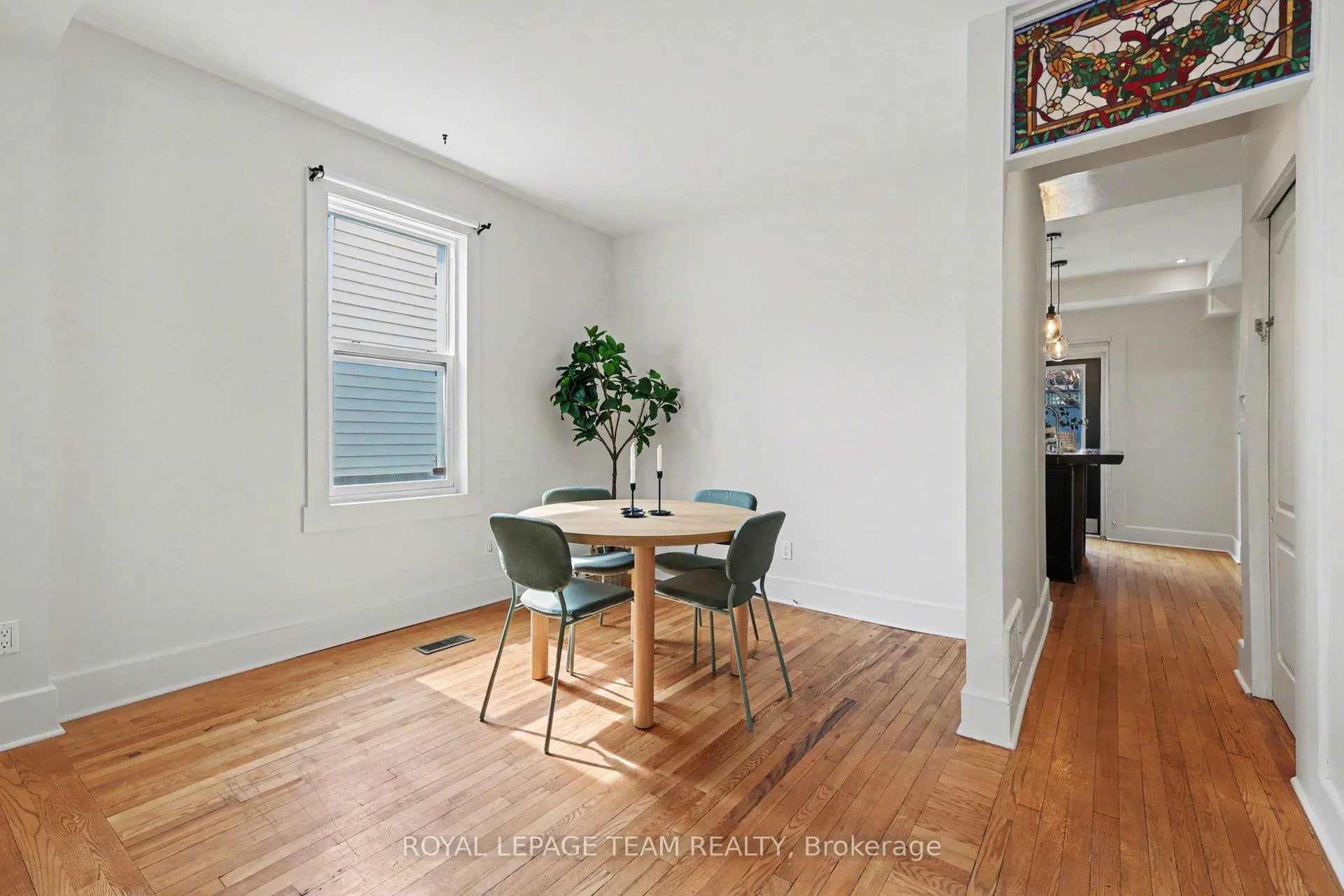 Photo 7 of 236 Emond Street, Ottawa, Vanier — HOMEH