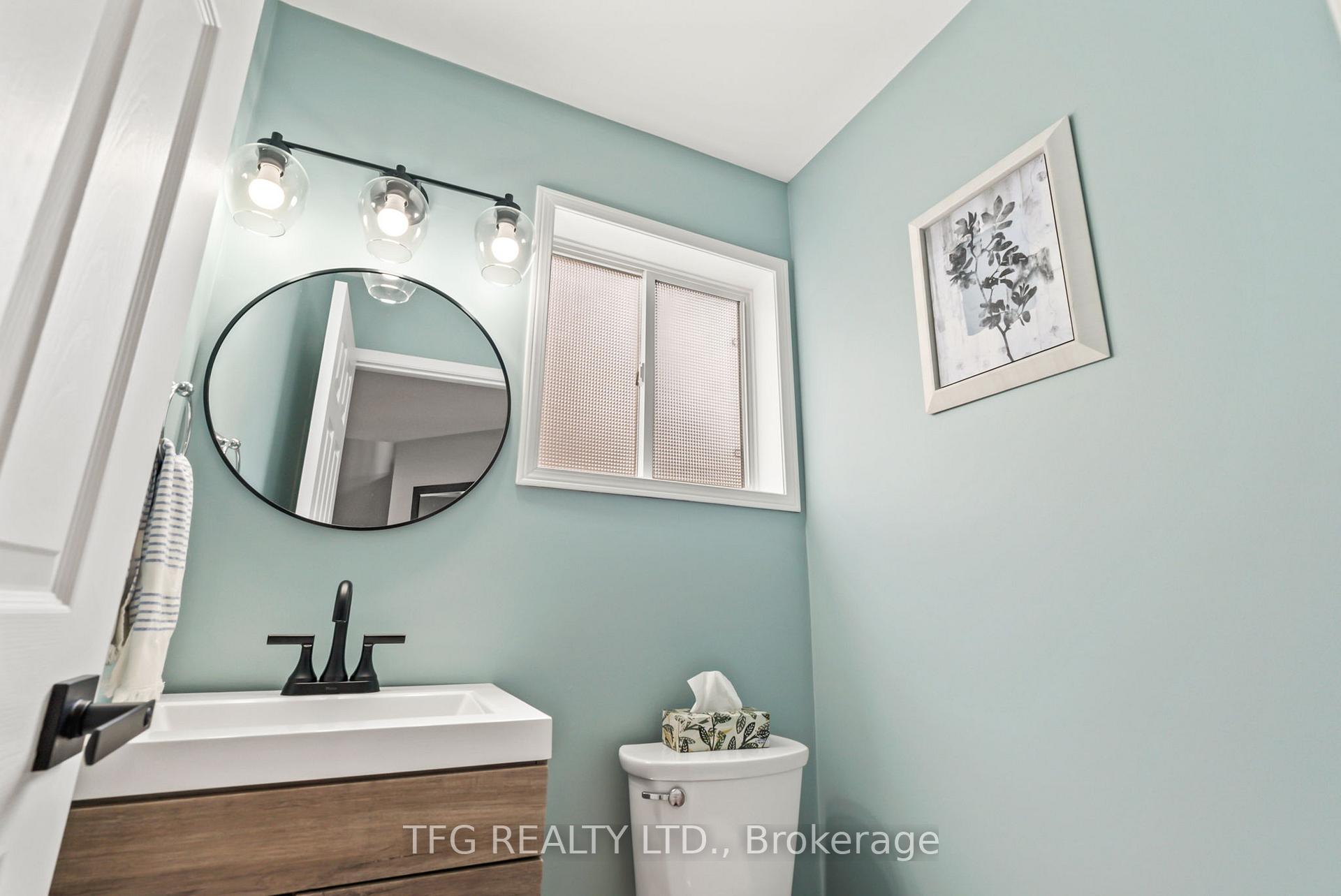 Photo 5 of 1187 Ashgrove Crescent, Oshawa, Pinecrest — HOMEH