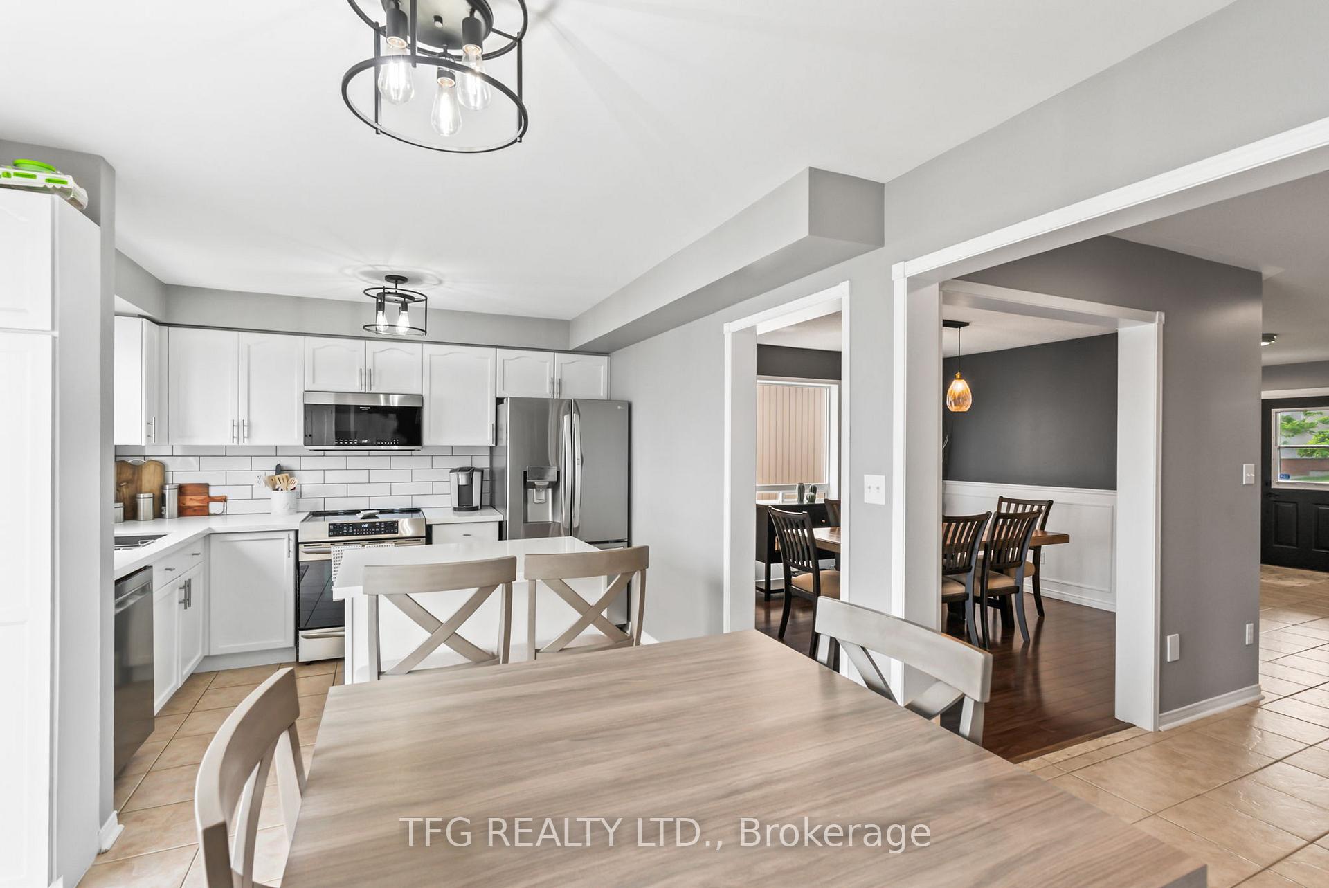 Photo 17 of 1187 Ashgrove Crescent, Oshawa, Pinecrest — HOMEH
