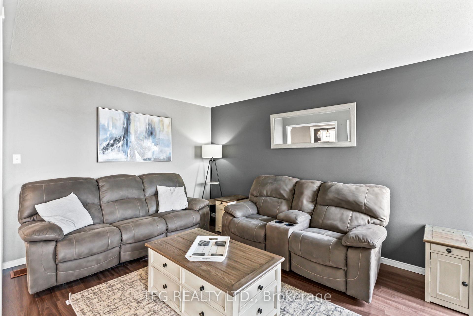 Photo 18 of 1187 Ashgrove Crescent, Oshawa, Pinecrest — HOMEH