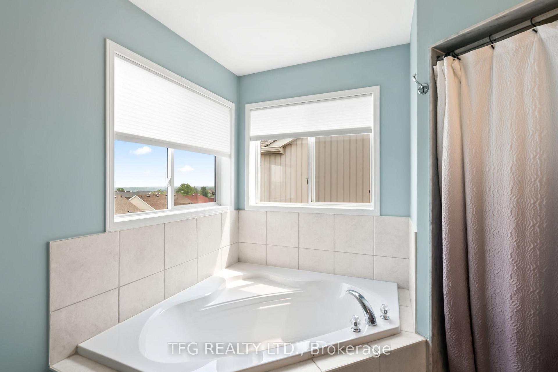 Photo 26 of 1187 Ashgrove Crescent, Oshawa, Pinecrest — HOMEH