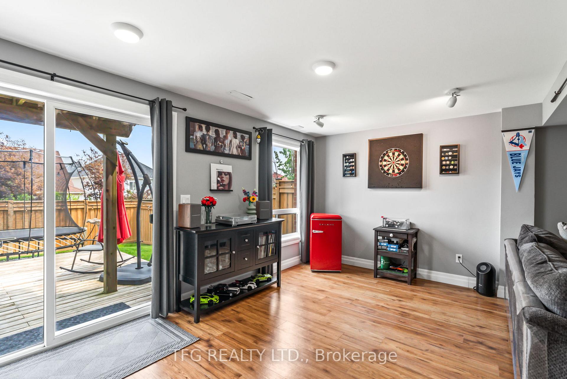 Photo 45 of 1187 Ashgrove Crescent, Oshawa, Pinecrest — HOMEH