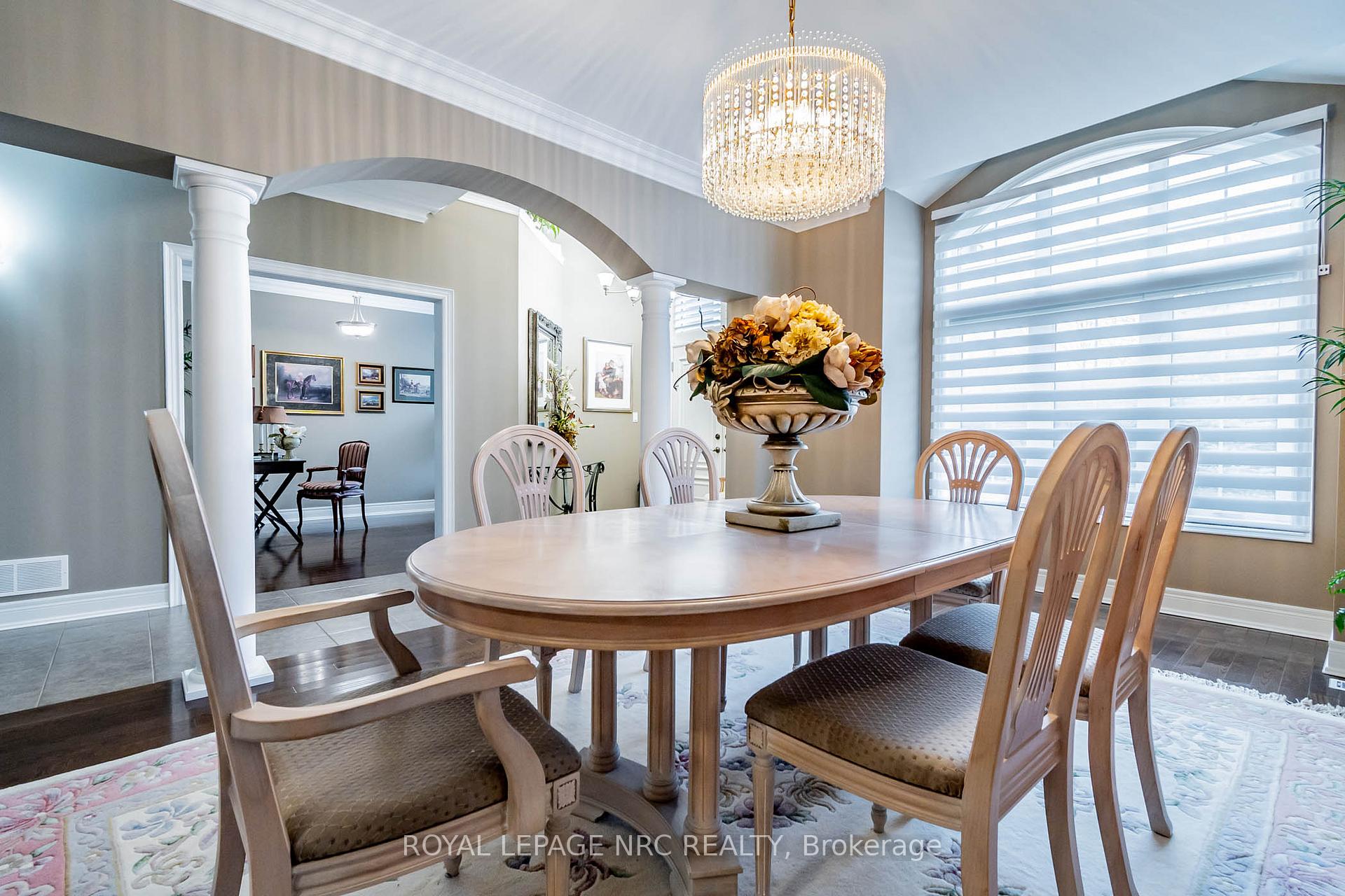 Photo 5 of 43 Cherry Ridge Boulevard, Pelham, Fenwick — HOMEH
