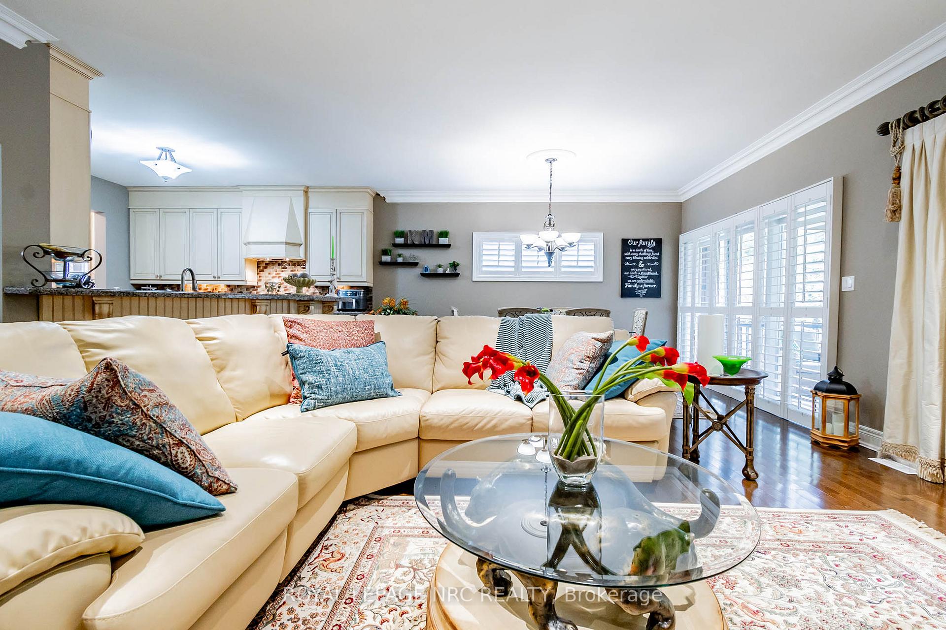 Photo 15 of 43 Cherry Ridge Boulevard, Pelham, Fenwick — HOMEH