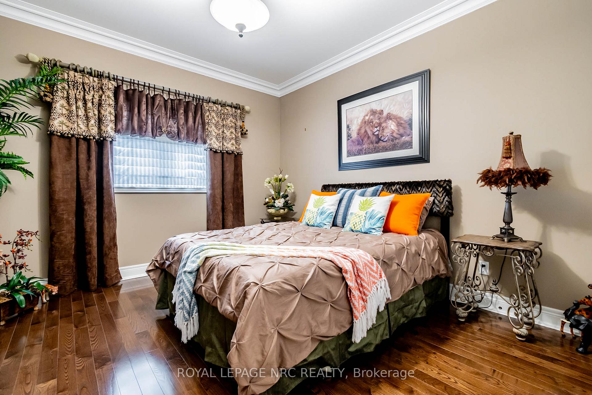 Photo 28 of 43 Cherry Ridge Boulevard, Pelham, Fenwick — HOMEH
