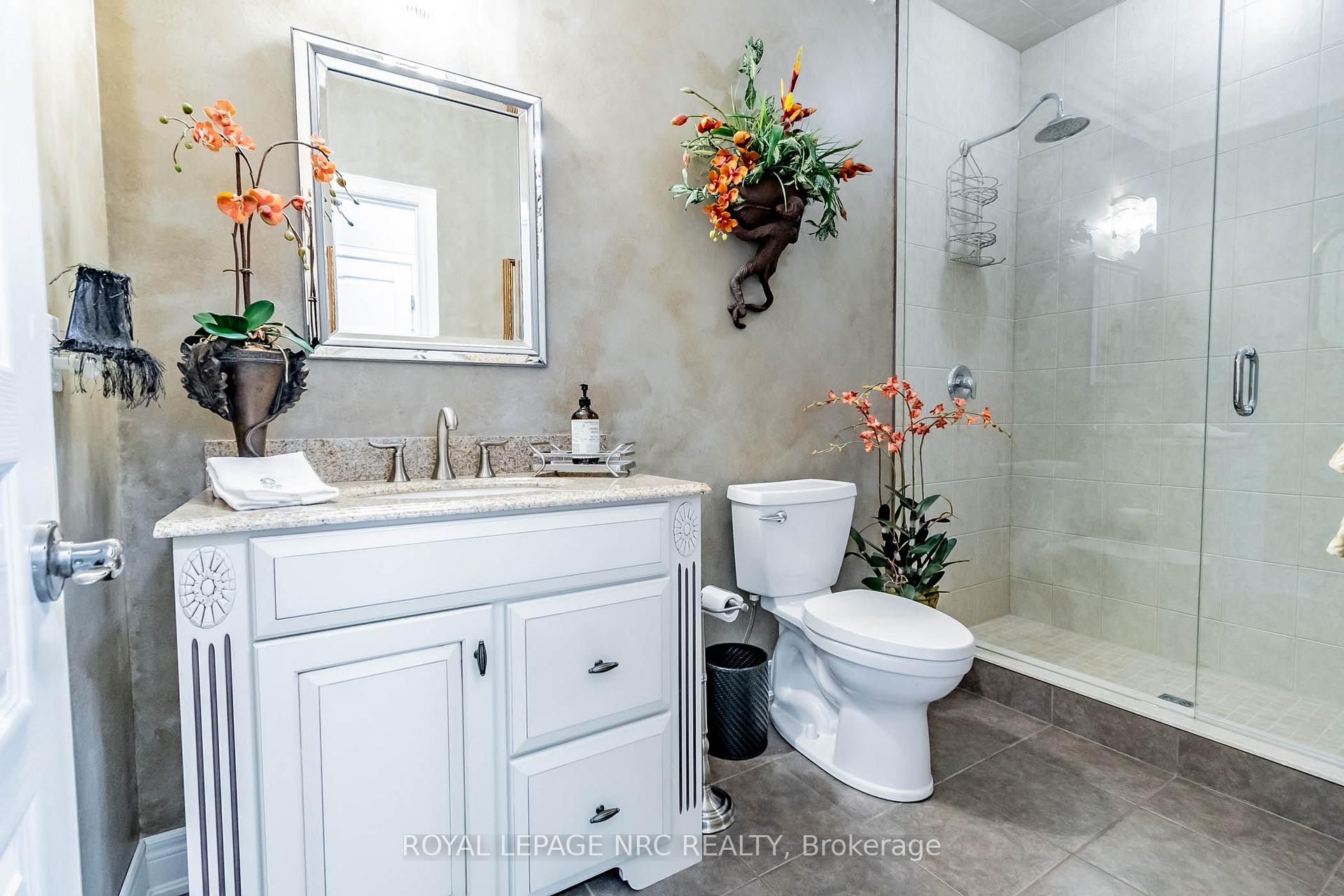 Photo 29 of 43 Cherry Ridge Boulevard, Pelham, Fenwick — HOMEH