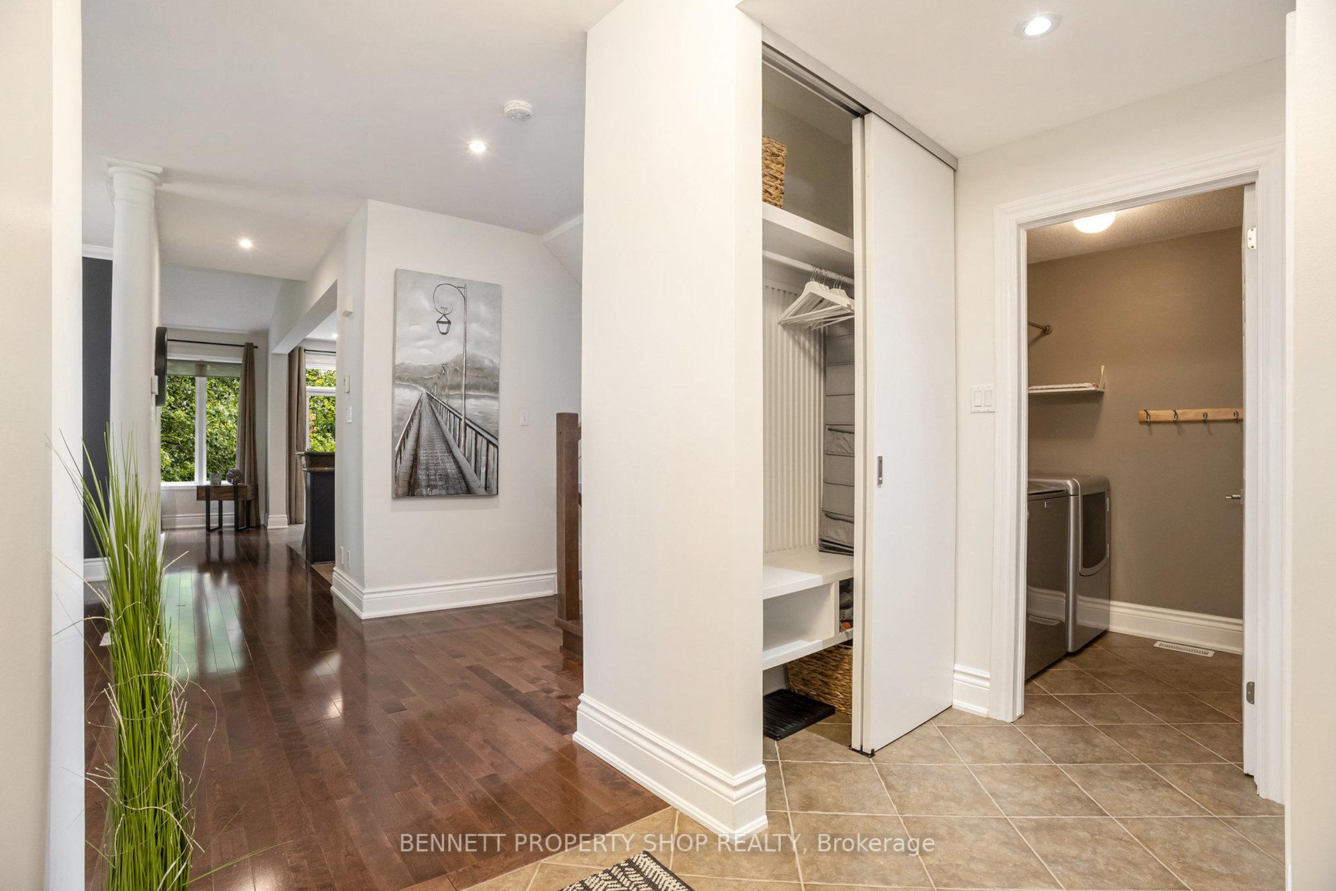 Photo 4 of 5885 Gladewoods Place, Ottawa, Chapel Hill South - Orleans Village — HOMEH