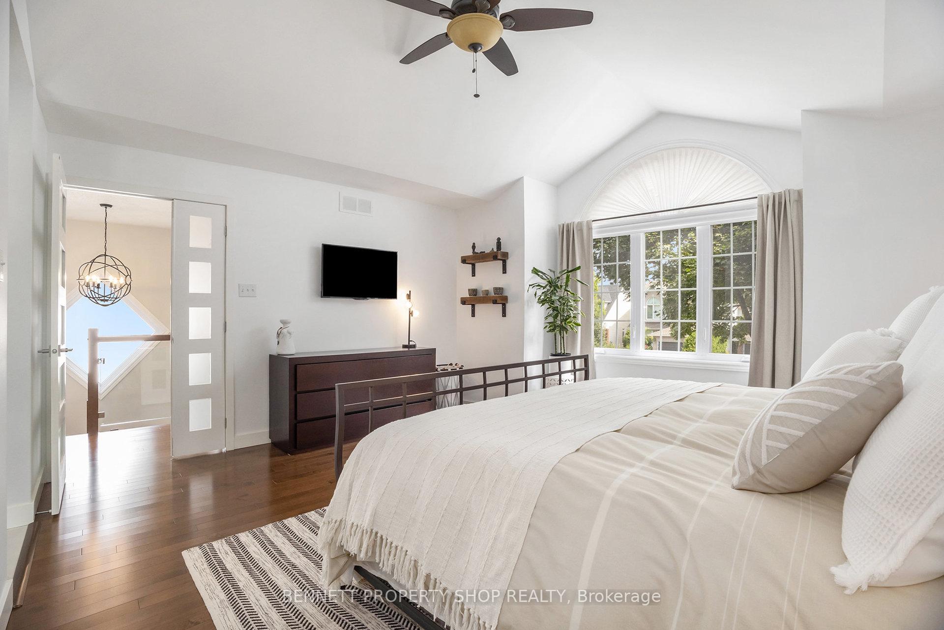 Photo 15 of 5885 Gladewoods Place, Ottawa, Chapel Hill South - Orleans Village — HOMEH