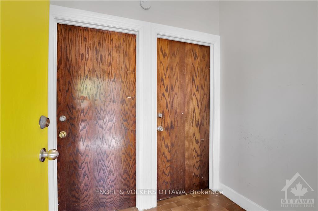Photo 3 of Unit 1, 499 Bronson Avenue, Ottawa, Ottawa Centre — HOMEH