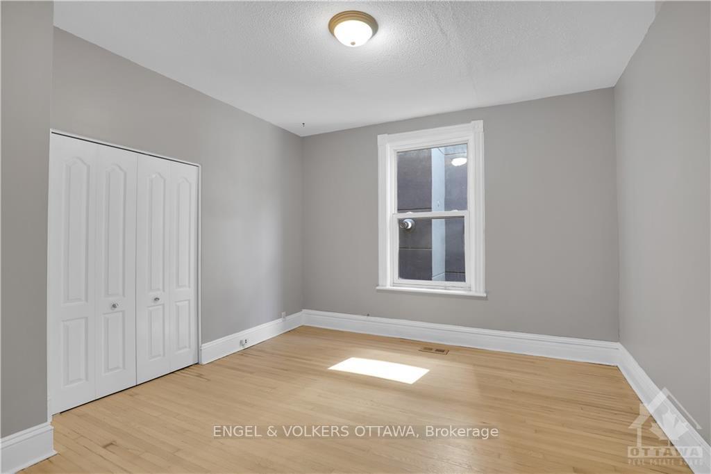 Photo 6 of Unit 1, 499 Bronson Avenue, Ottawa, Ottawa Centre — HOMEH