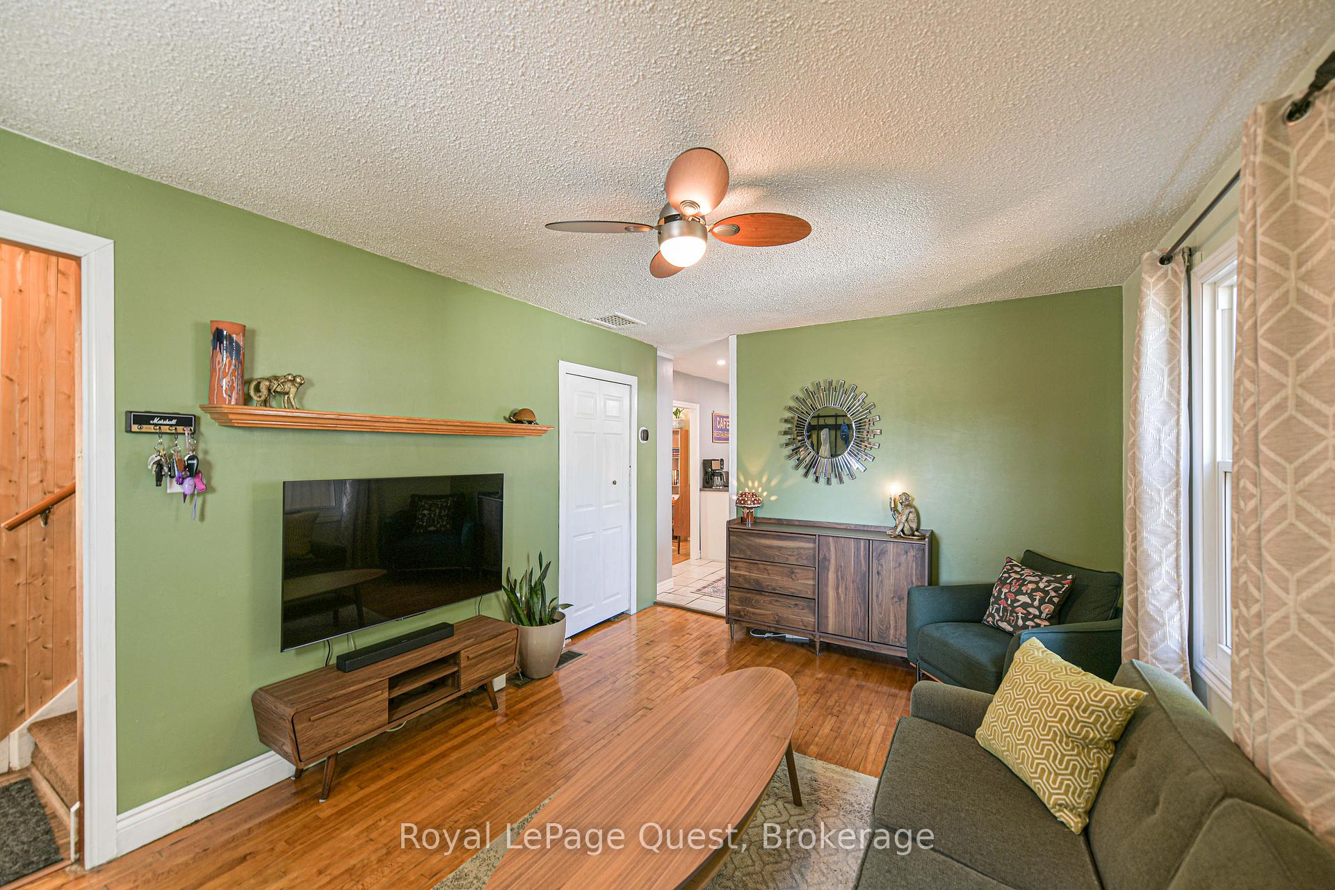 Photo 15 of 167 Memorial Avenue, Orillia — HOMEH
