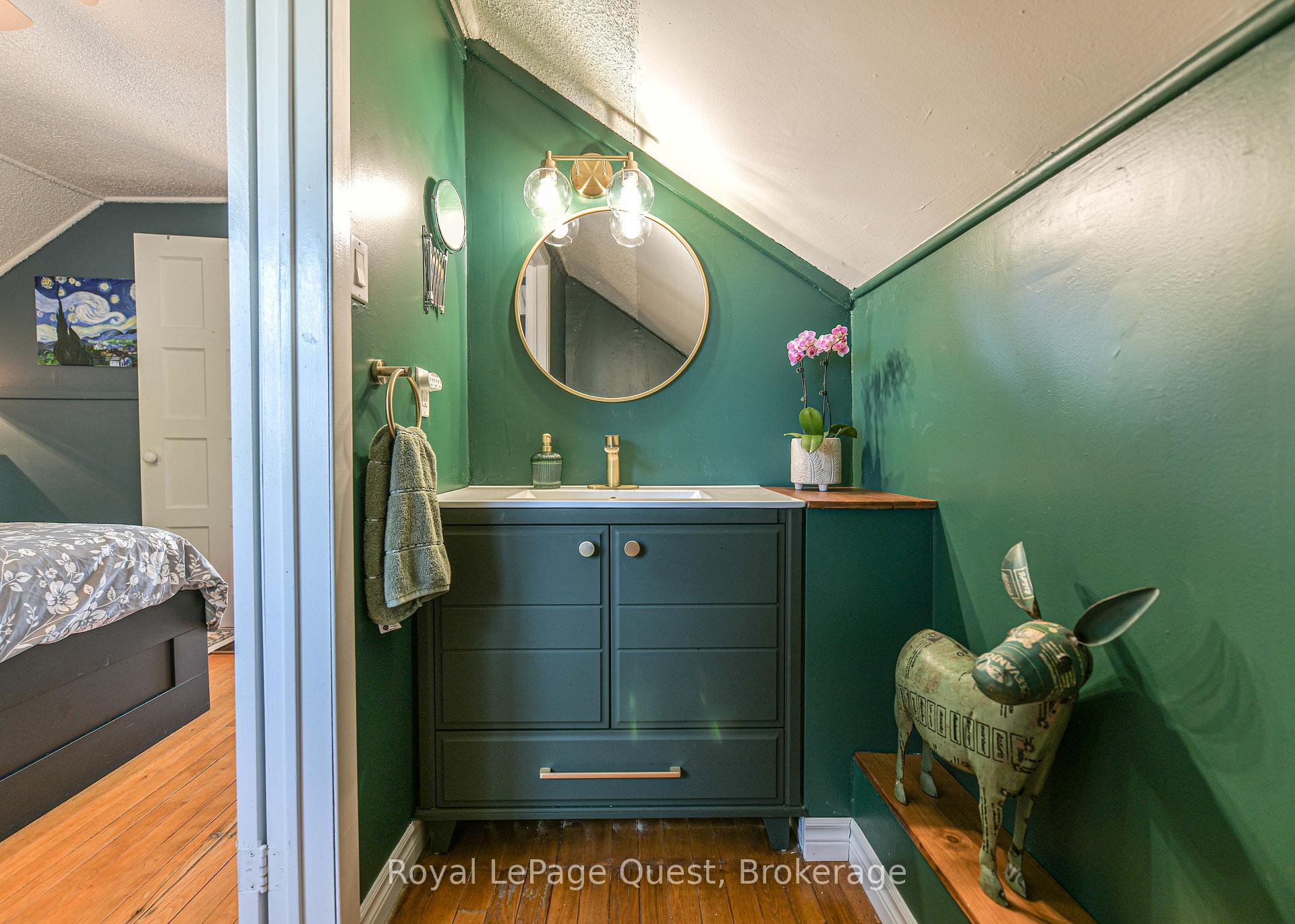 Photo 31 of 167 Memorial Avenue, Orillia — HOMEH