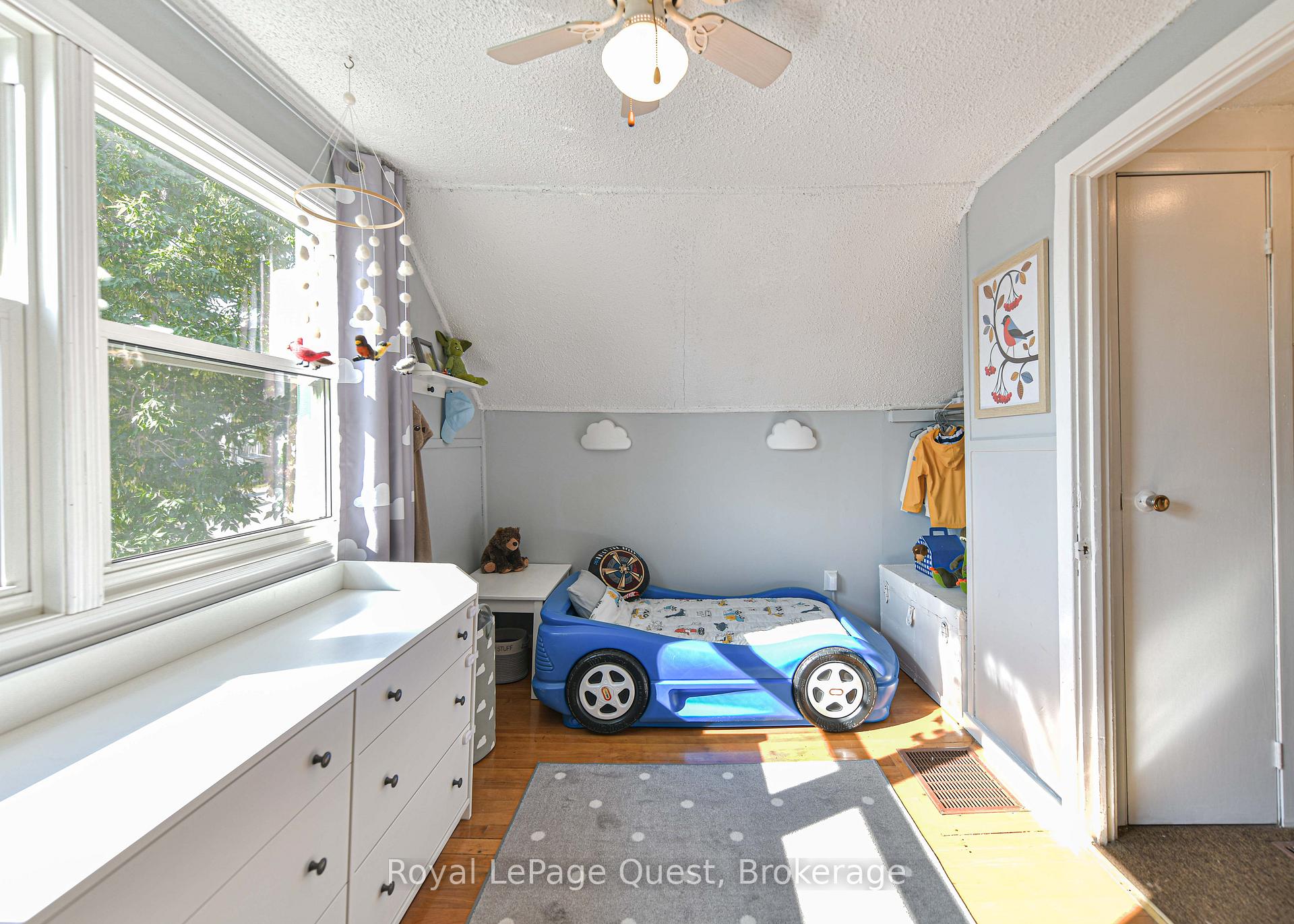 Photo 32 of 167 Memorial Avenue, Orillia — HOMEH