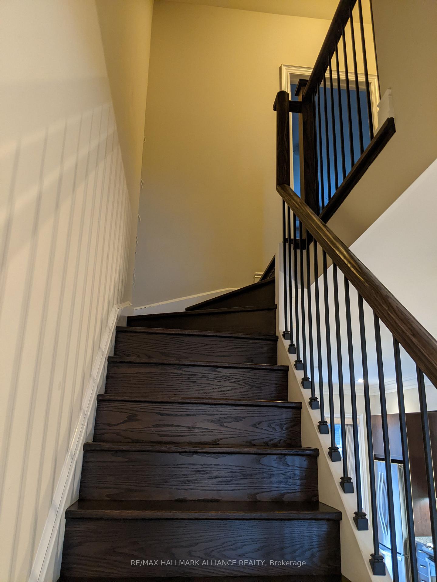 Photo 14 of Unit 27, 2184 Trafalgar Road, Oakville, River Oaks — HOMEH