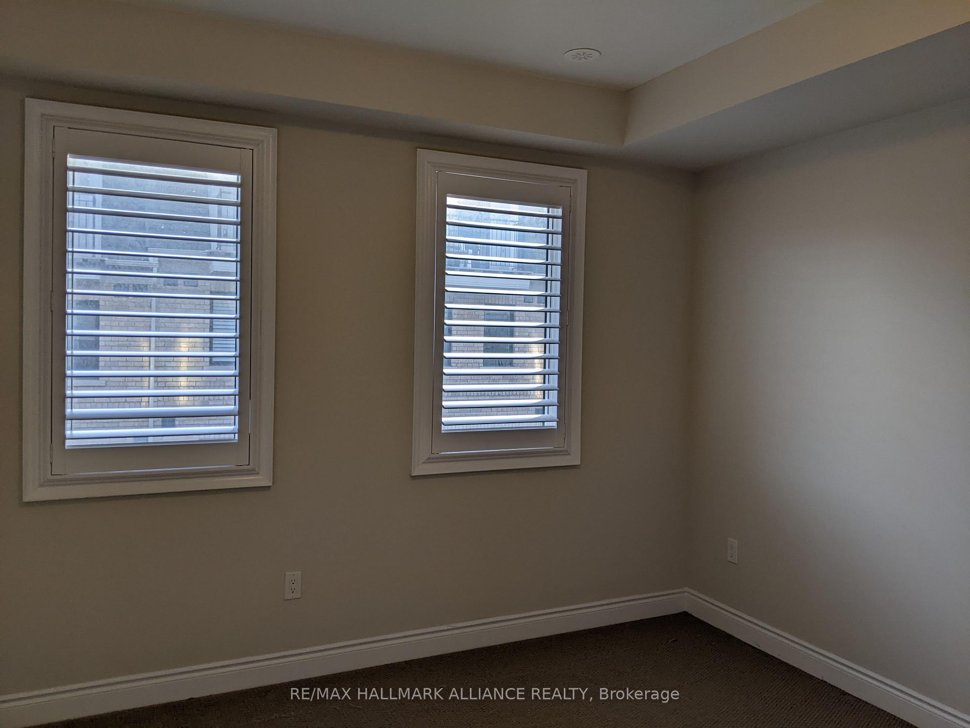 Photo 16 of Unit 27, 2184 Trafalgar Road, Oakville, River Oaks — HOMEH