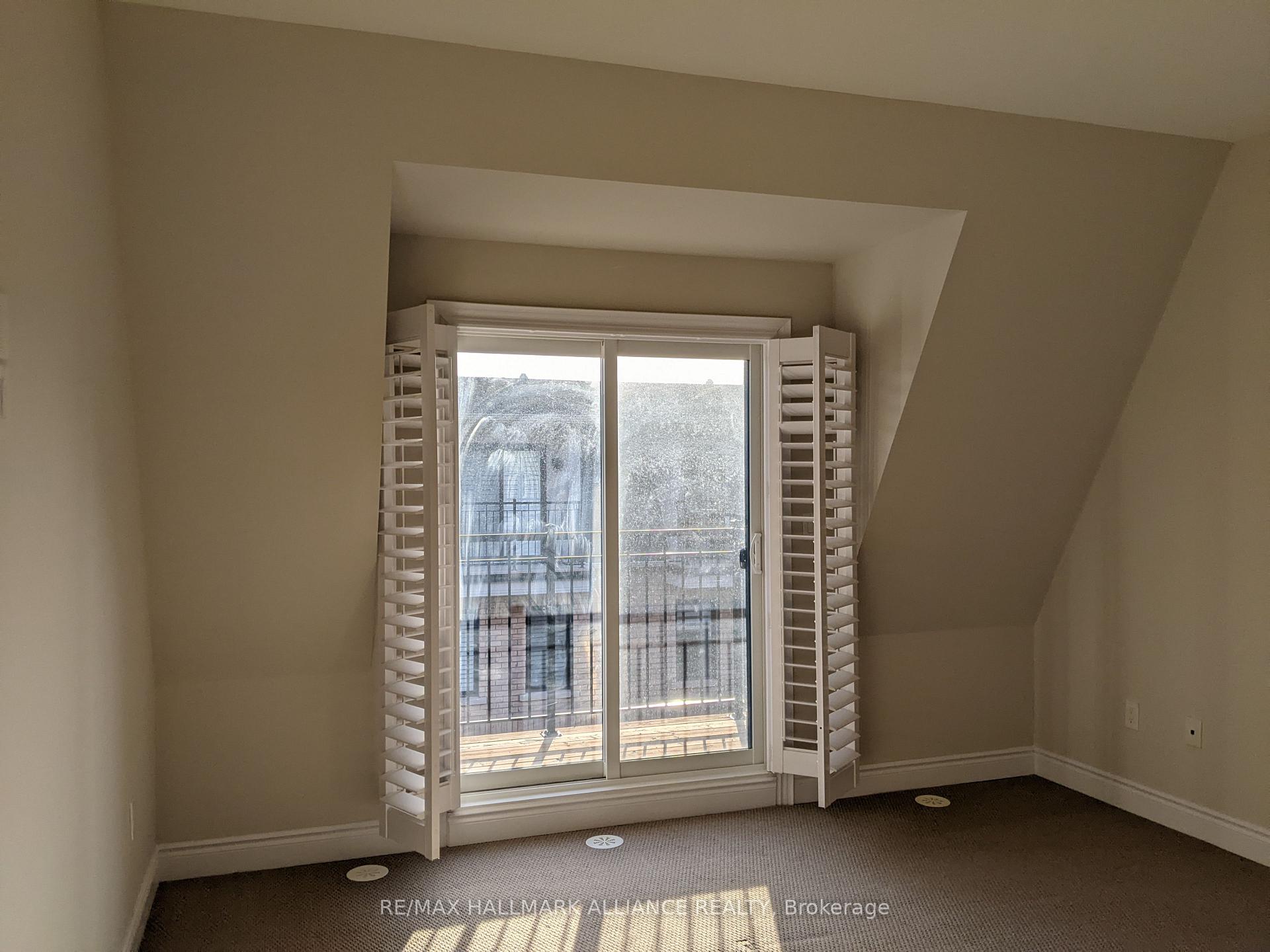 Photo 25 of Unit 27, 2184 Trafalgar Road, Oakville, River Oaks — HOMEH