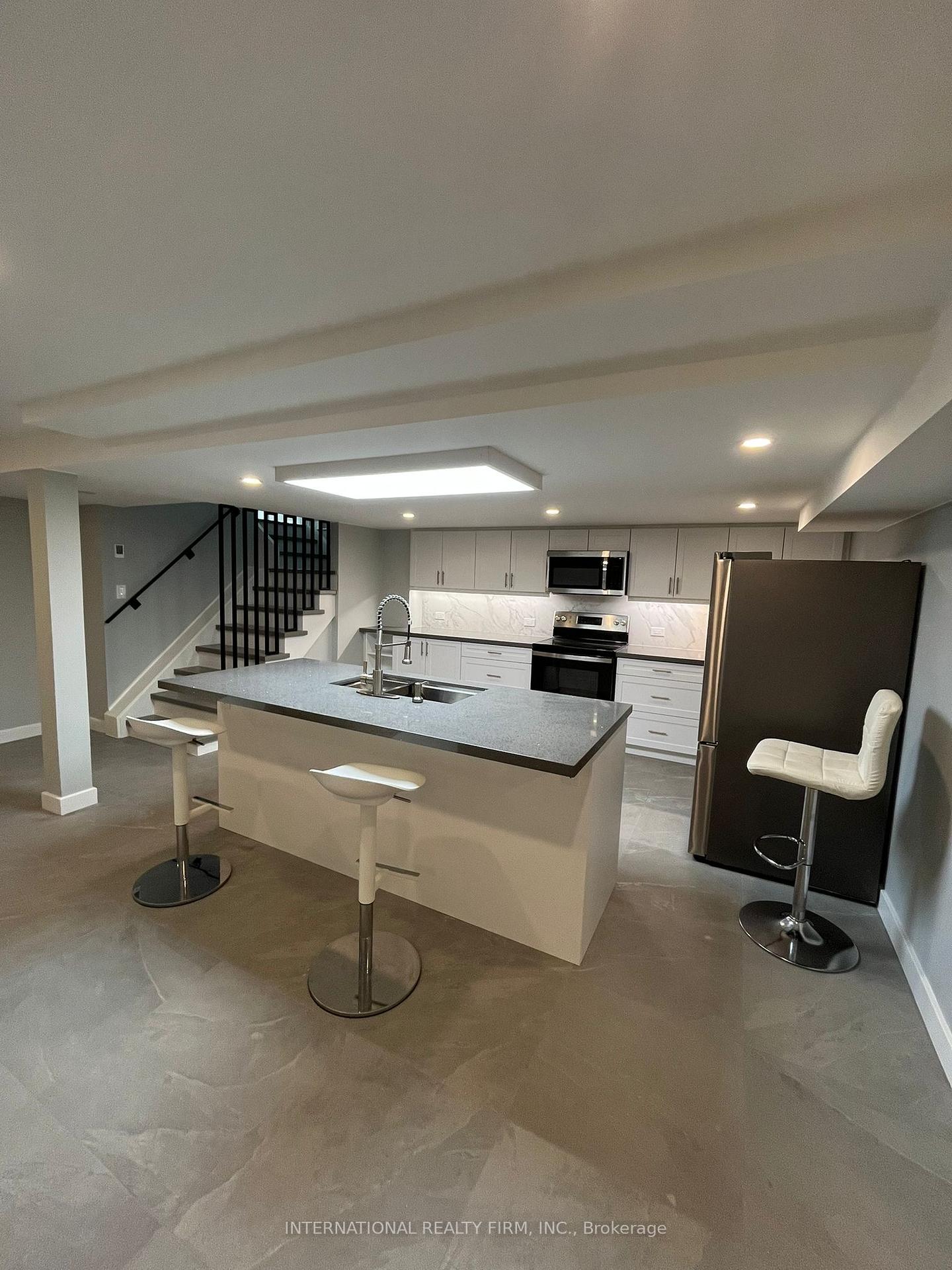 Photo 1 of Unit basement, 188 Mccaffrey Drive, Newmarket, Summerhill Estates — HOMEH