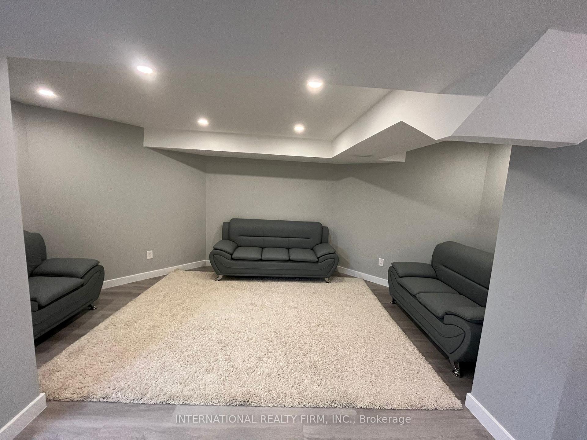 Photo 6 of Unit basement, 188 Mccaffrey Drive, Newmarket, Summerhill Estates — HOMEH