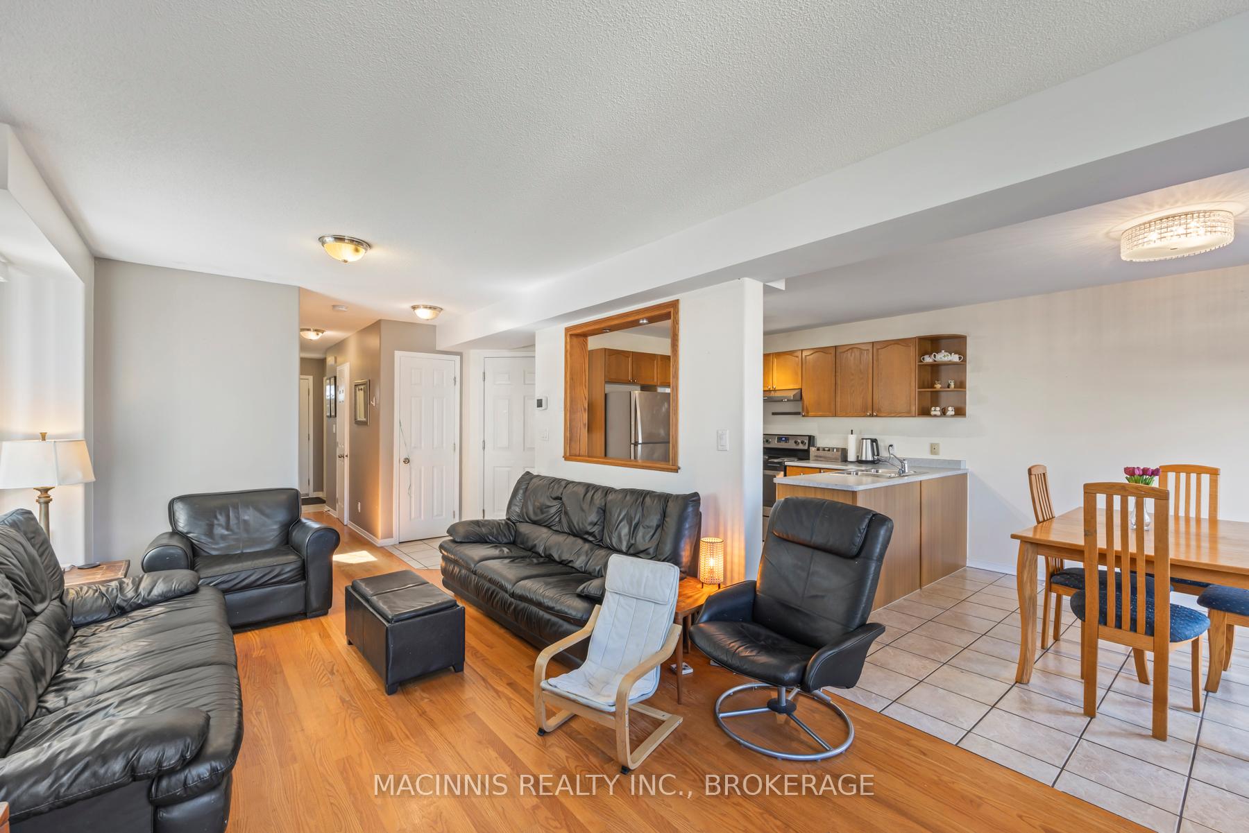 Photo 21 of 1018 Rainbow Crescent, Kingston, Kingston East (Incl Barret Crt) — HOMEH