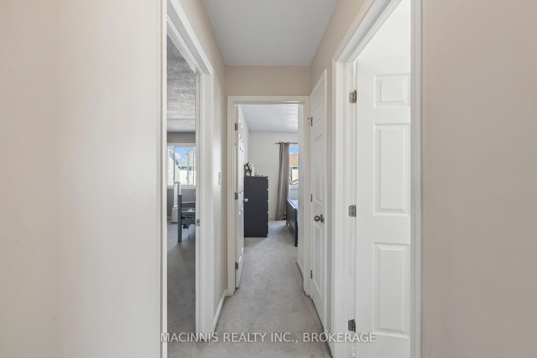 Photo 23 of 1018 Rainbow Crescent, Kingston, Kingston East (Incl Barret Crt) — HOMEH