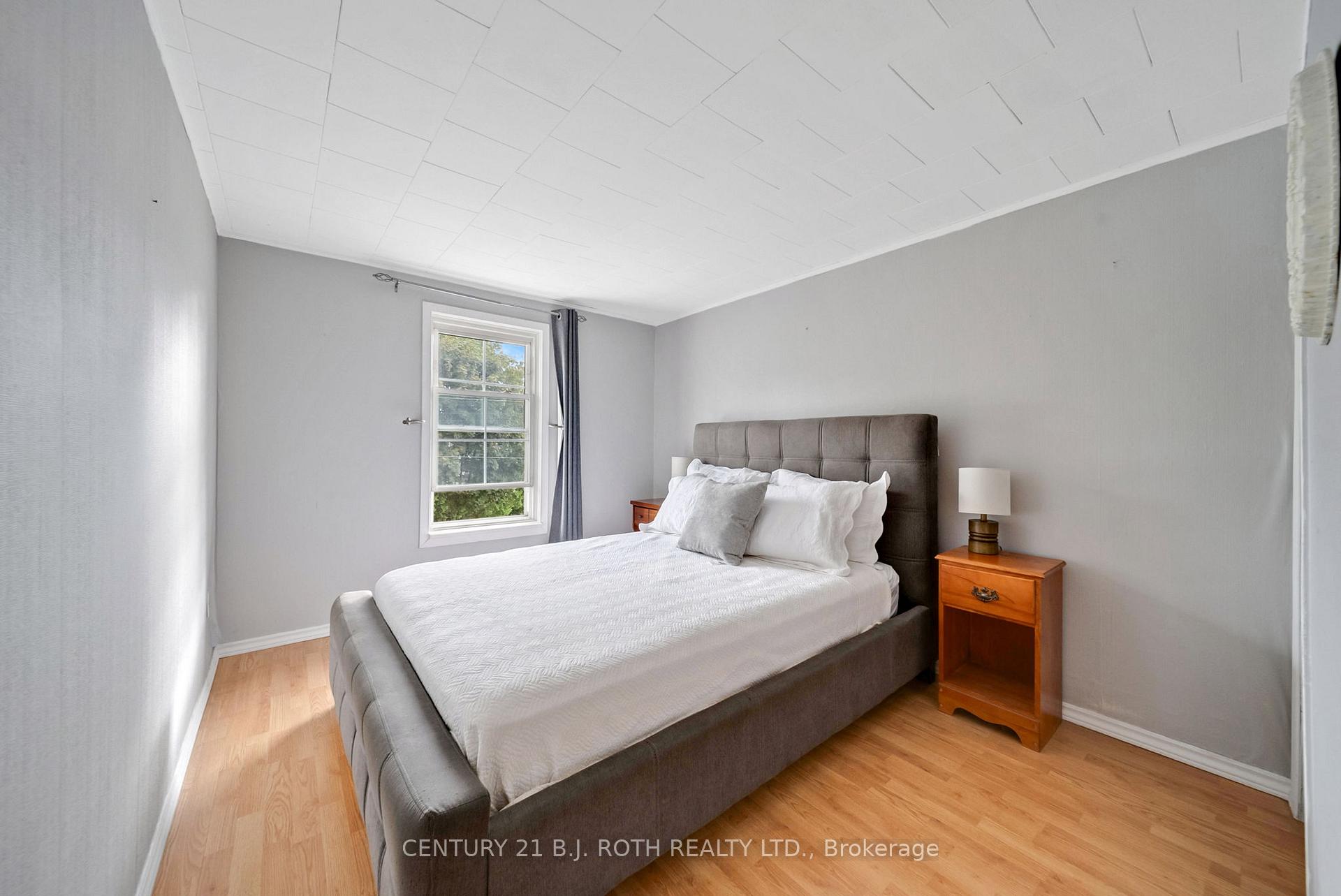 Photo 13 of 81 Douglas Street, Orillia — HOMEH