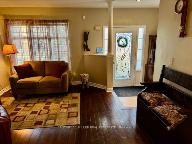 Photo 9 of 2488 Capilano Crescent, Oakville, River Oaks — HOMEH