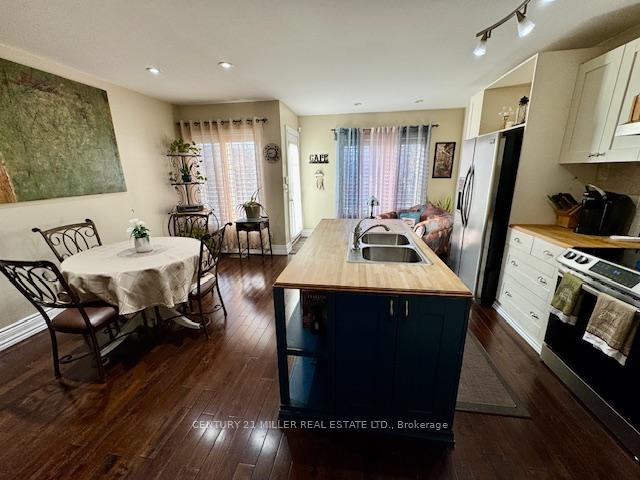 Photo 16 of 2488 Capilano Crescent, Oakville, River Oaks — HOMEH