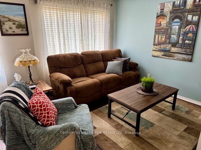 Photo 31 of 2488 Capilano Crescent, Oakville, River Oaks — HOMEH