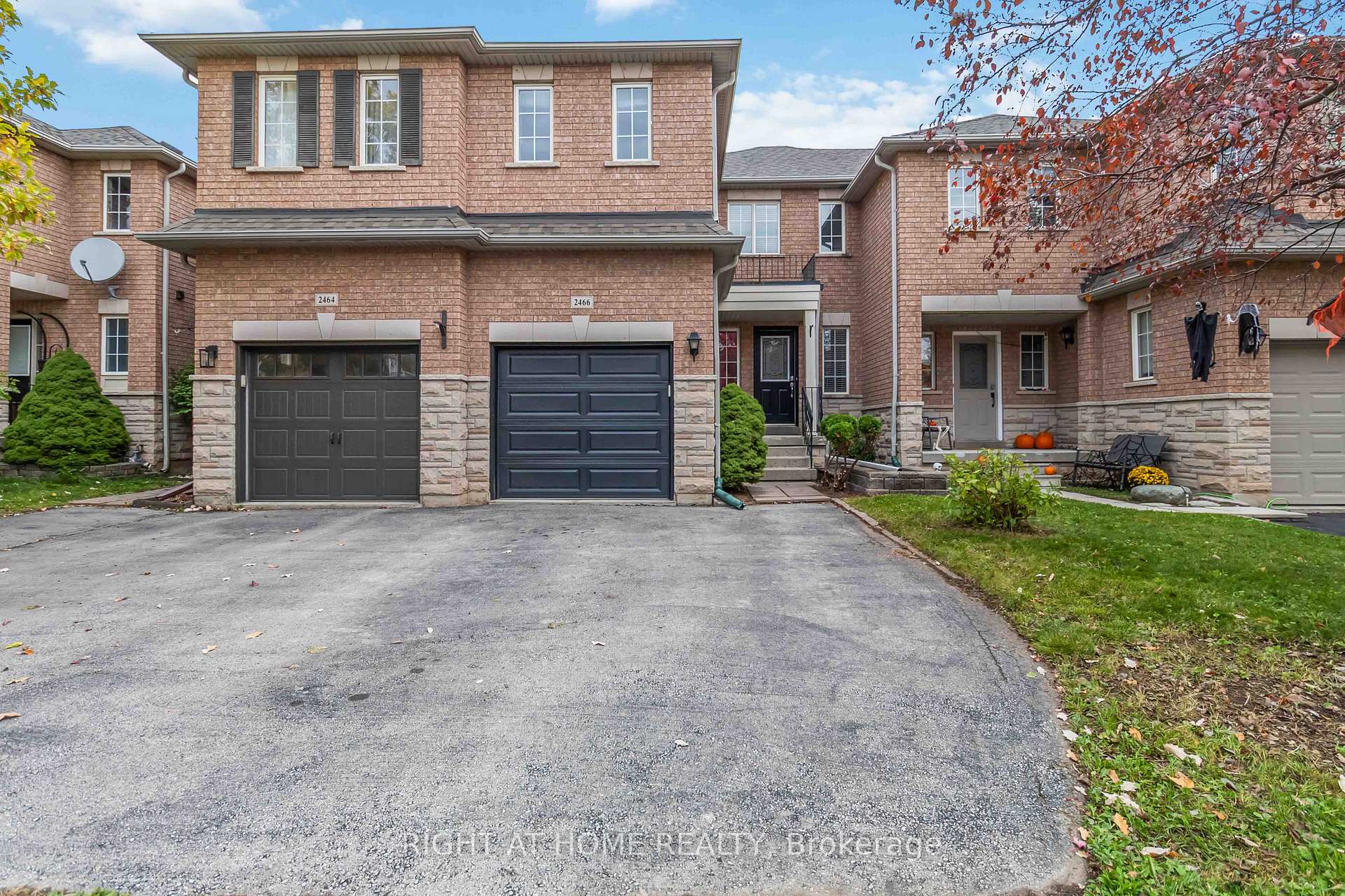 Photo 1 of 2466 Newcastle Crescent, Oakville, West Oak Trails — HOMEH