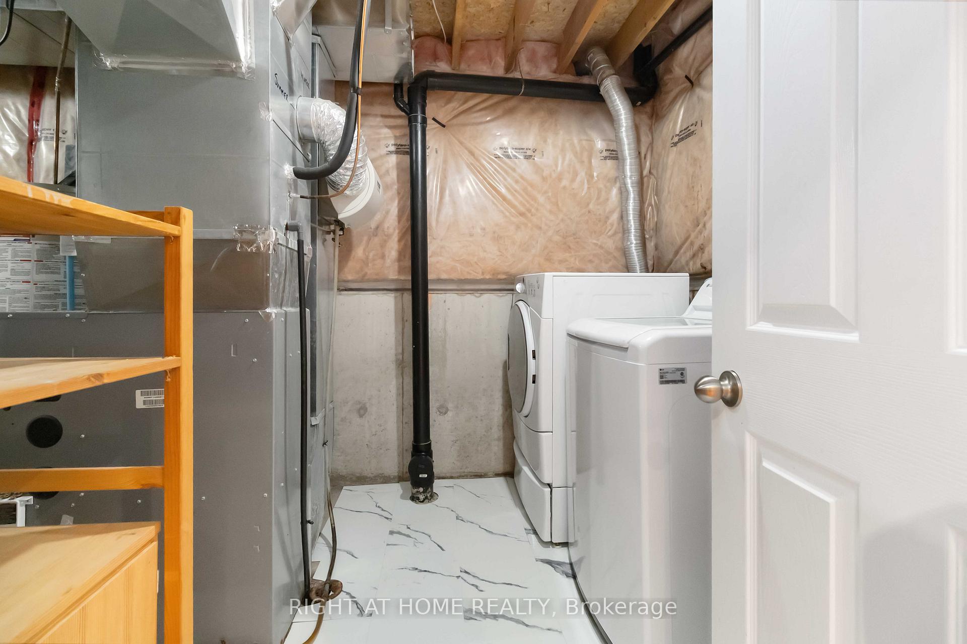 Photo 23 of 2466 Newcastle Crescent, Oakville, West Oak Trails — HOMEH