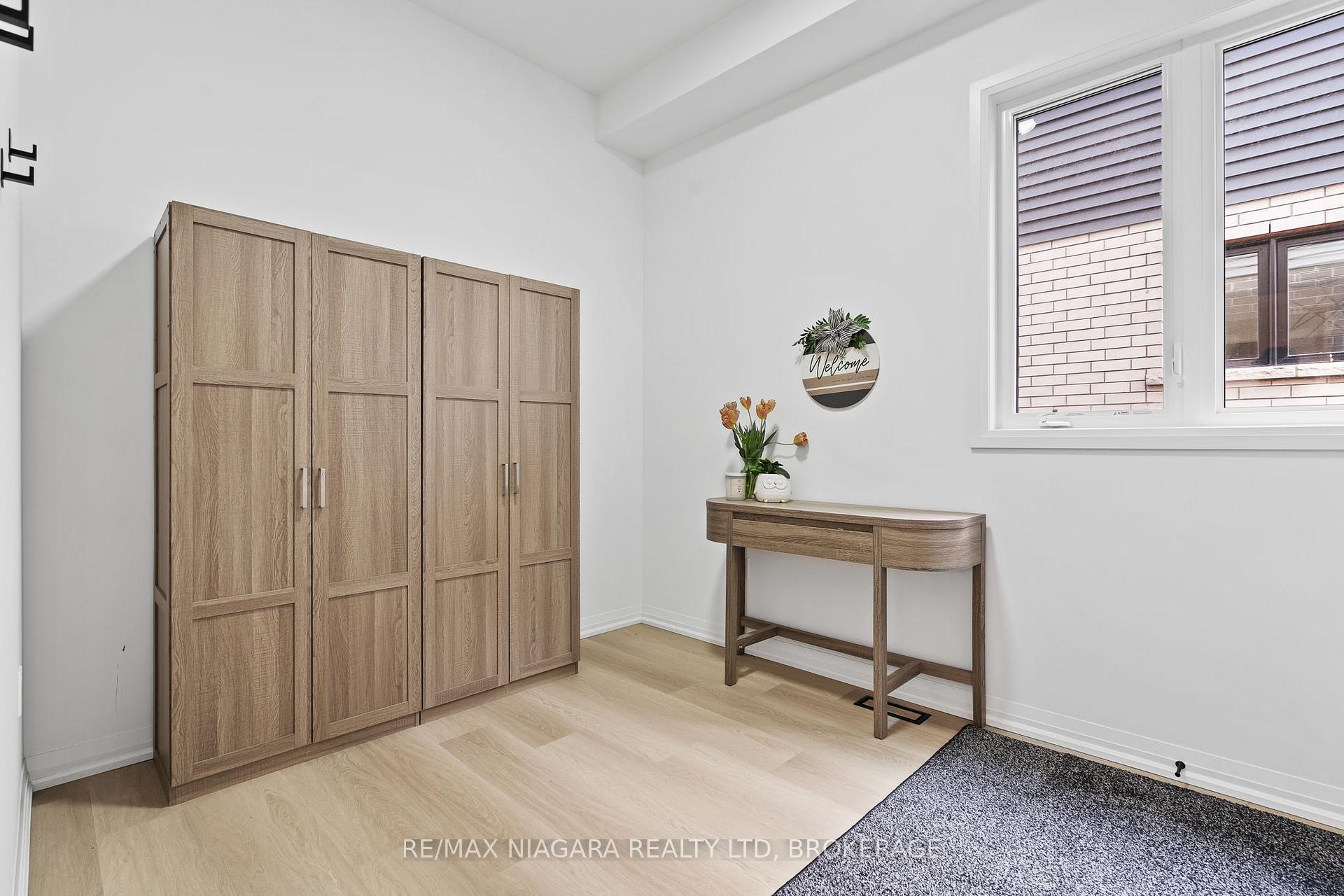 Photo 19 of 7 Samuel Avenue, Pelham, Fonthill — HOMEH