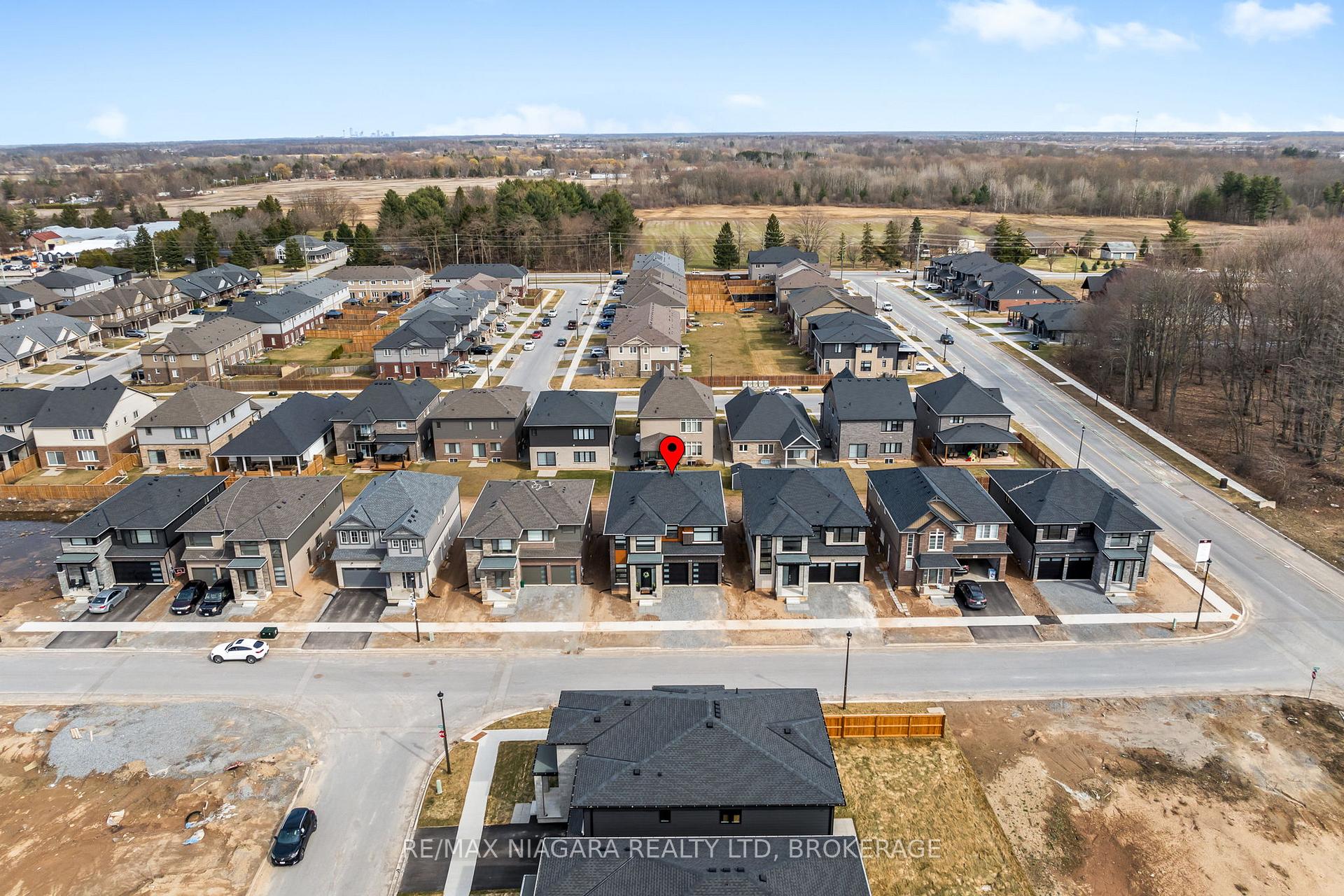 Photo 41 of 7 Samuel Avenue, Pelham, Fonthill — HOMEH