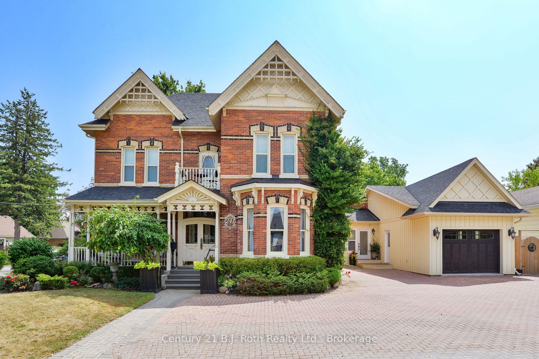 Front of 241 Mississaga Street W