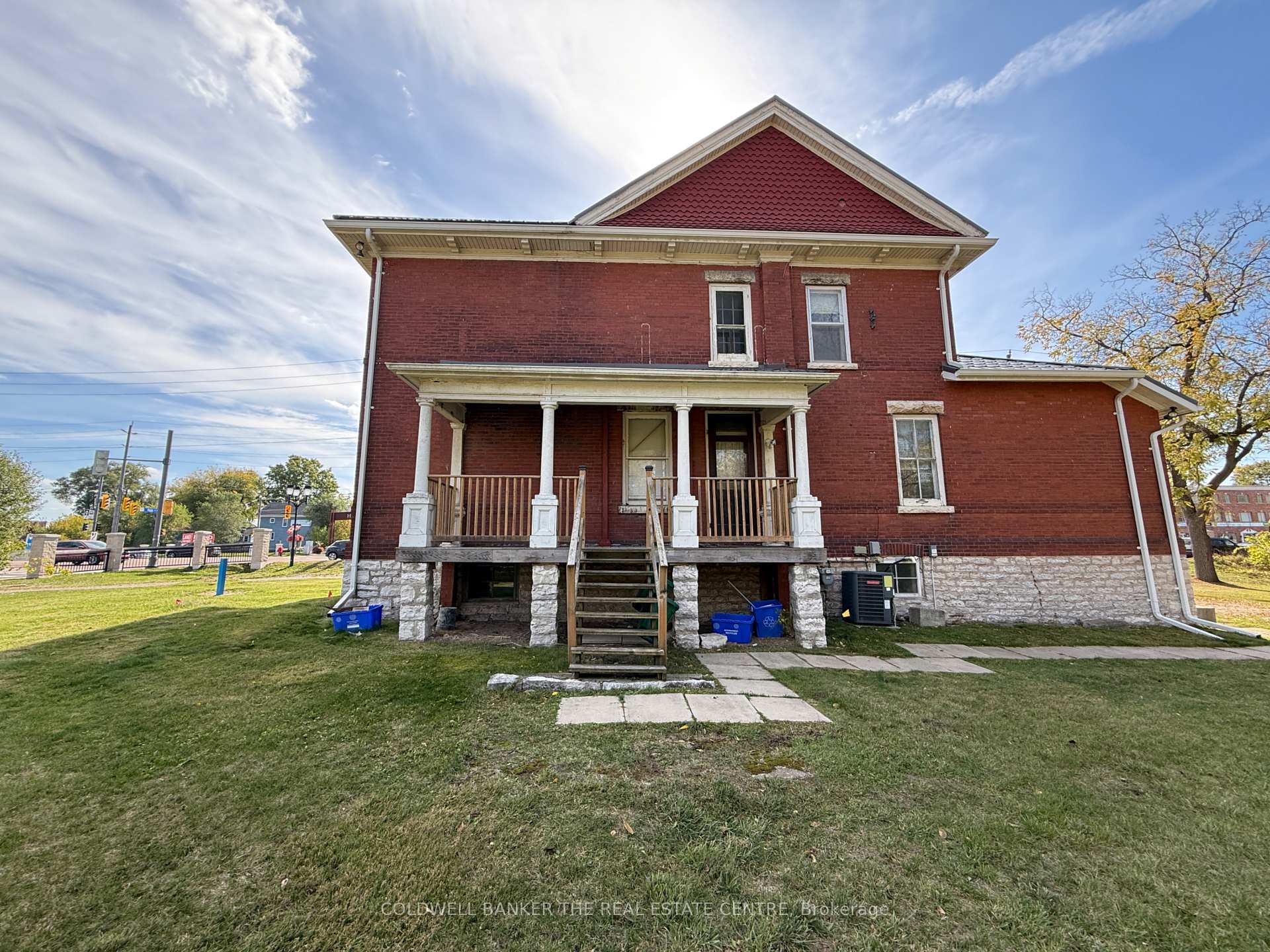 Photo 4 of Unit 3, 415 Davis Drive, Newmarket, Bristol-London — HOMEH