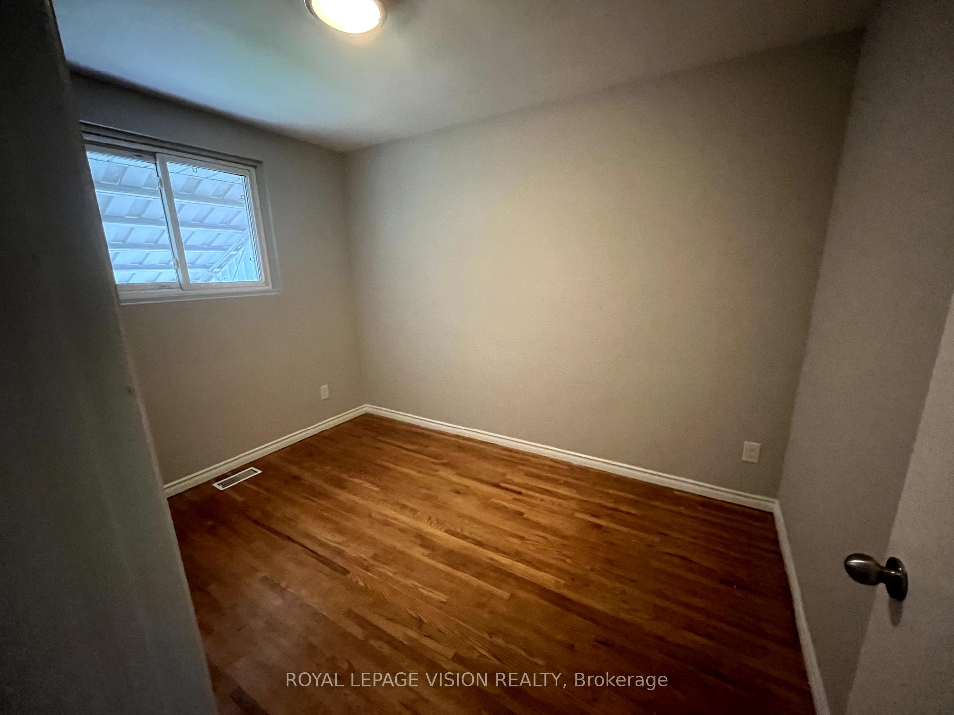 Photo 8 of Unit Main Floor, 784 Olive Avenue, Oshawa, Donevan — HOMEH
