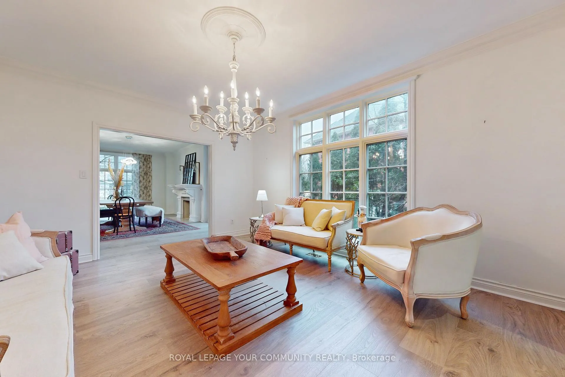 Photo 3 of 94 Byron Street, Oakville, Ford — HOMEH