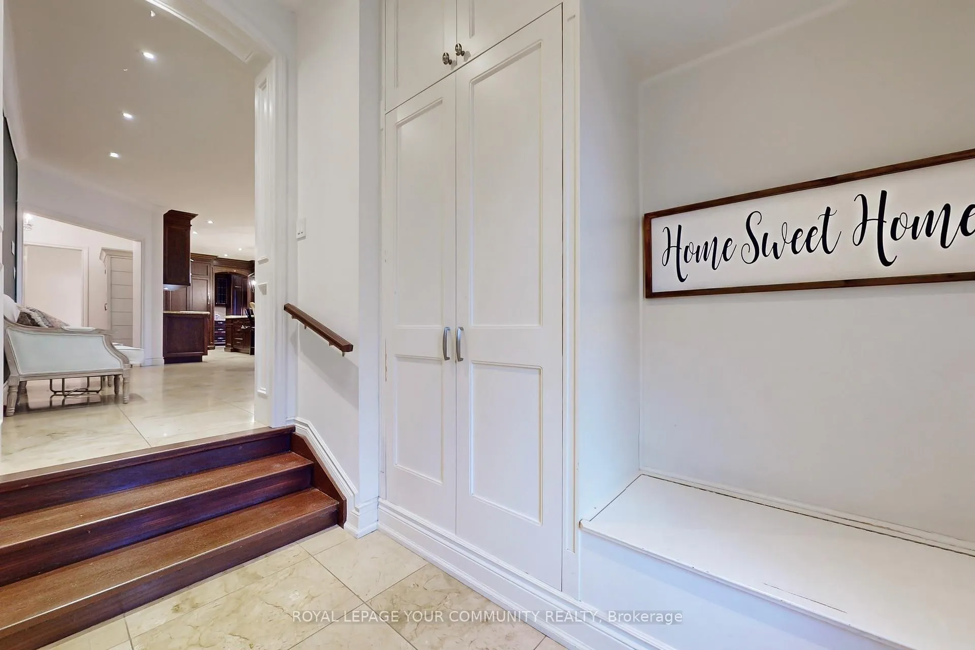 Photo 18 of 94 Byron Street, Oakville, Ford — HOMEH