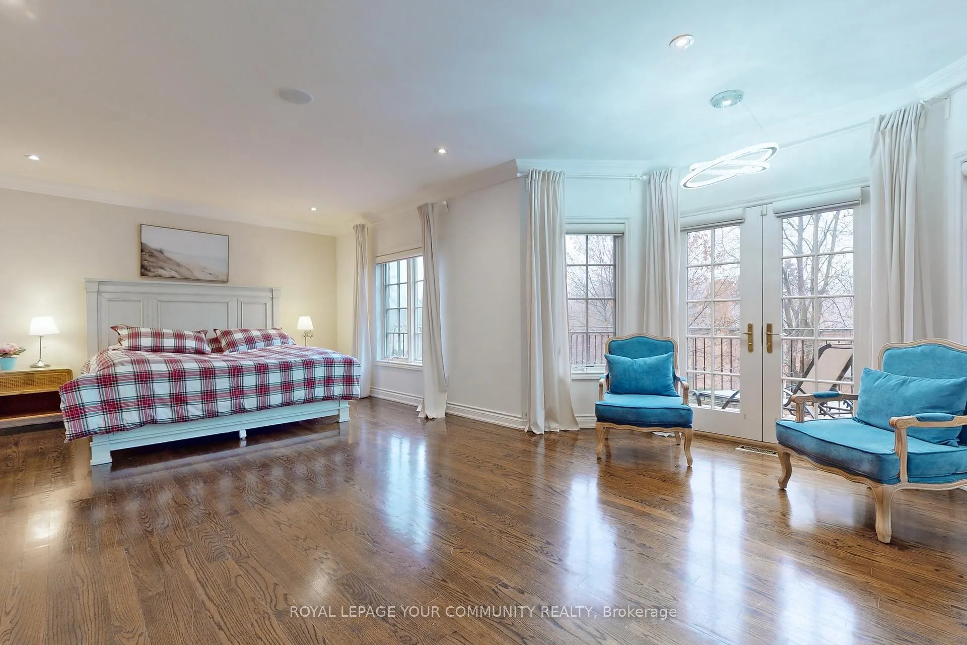 Photo 19 of 94 Byron Street, Oakville, Ford — HOMEH