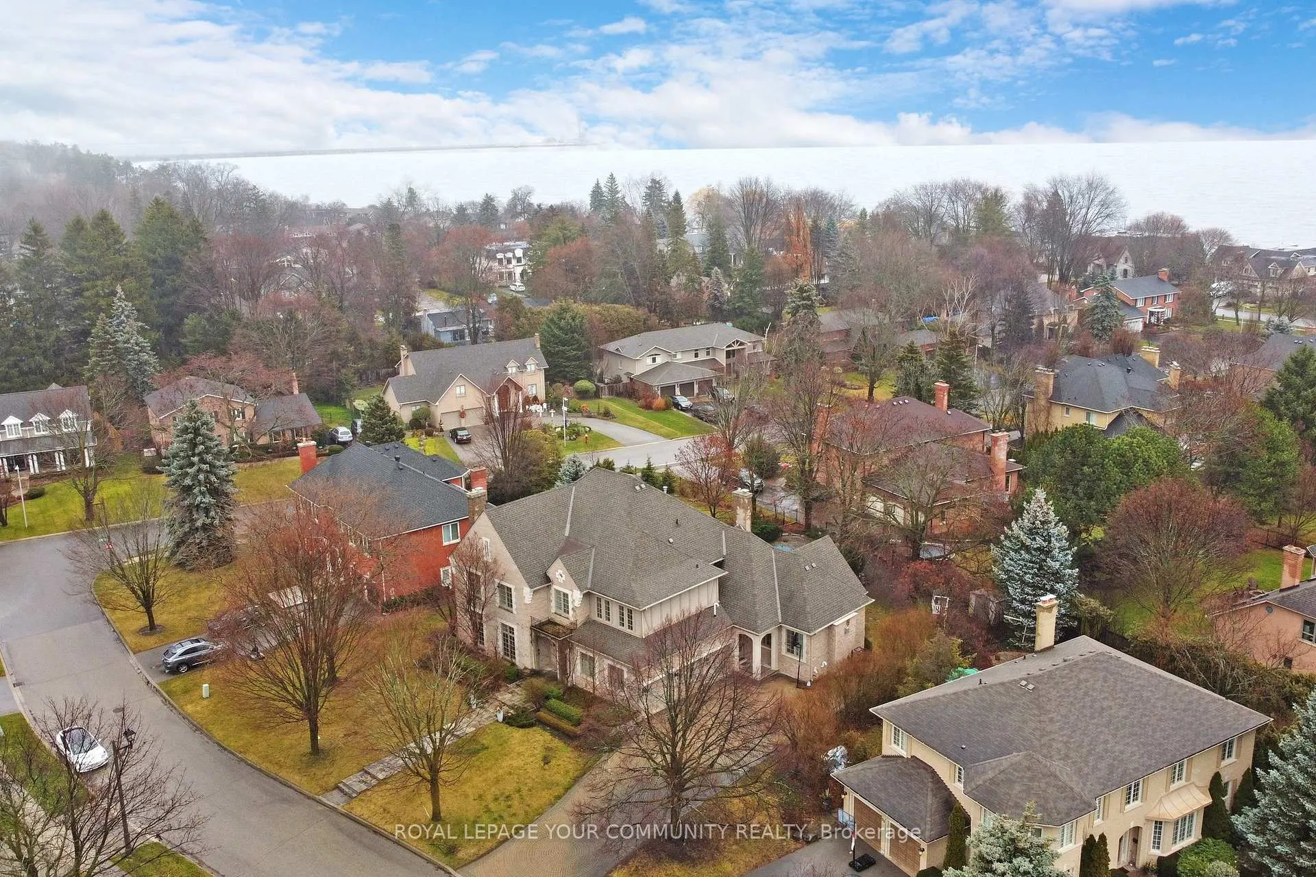 Photo 38 of 94 Byron Street, Oakville, Ford — HOMEH