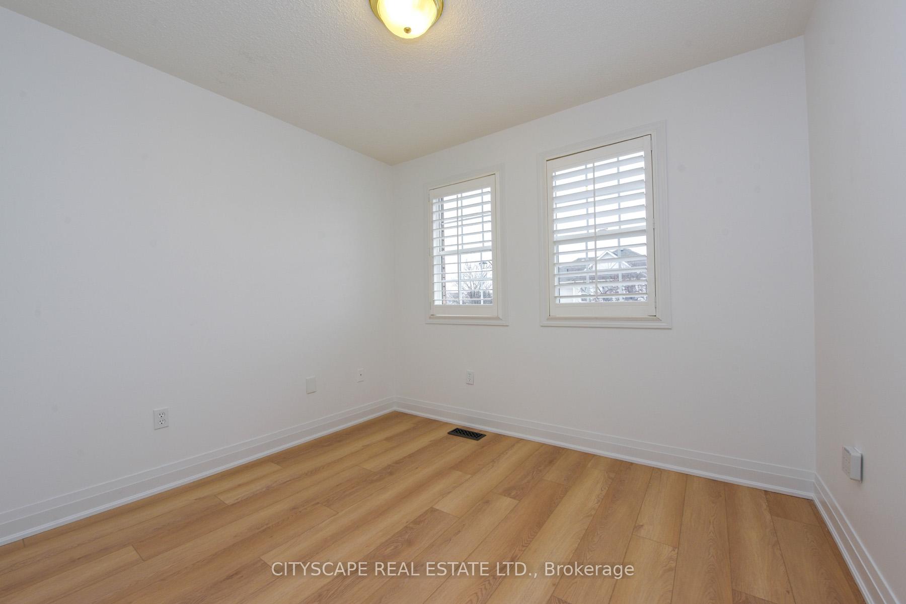 Photo 2 of 1631 Gowling Terrace, Milton, Clarke — HOMEH