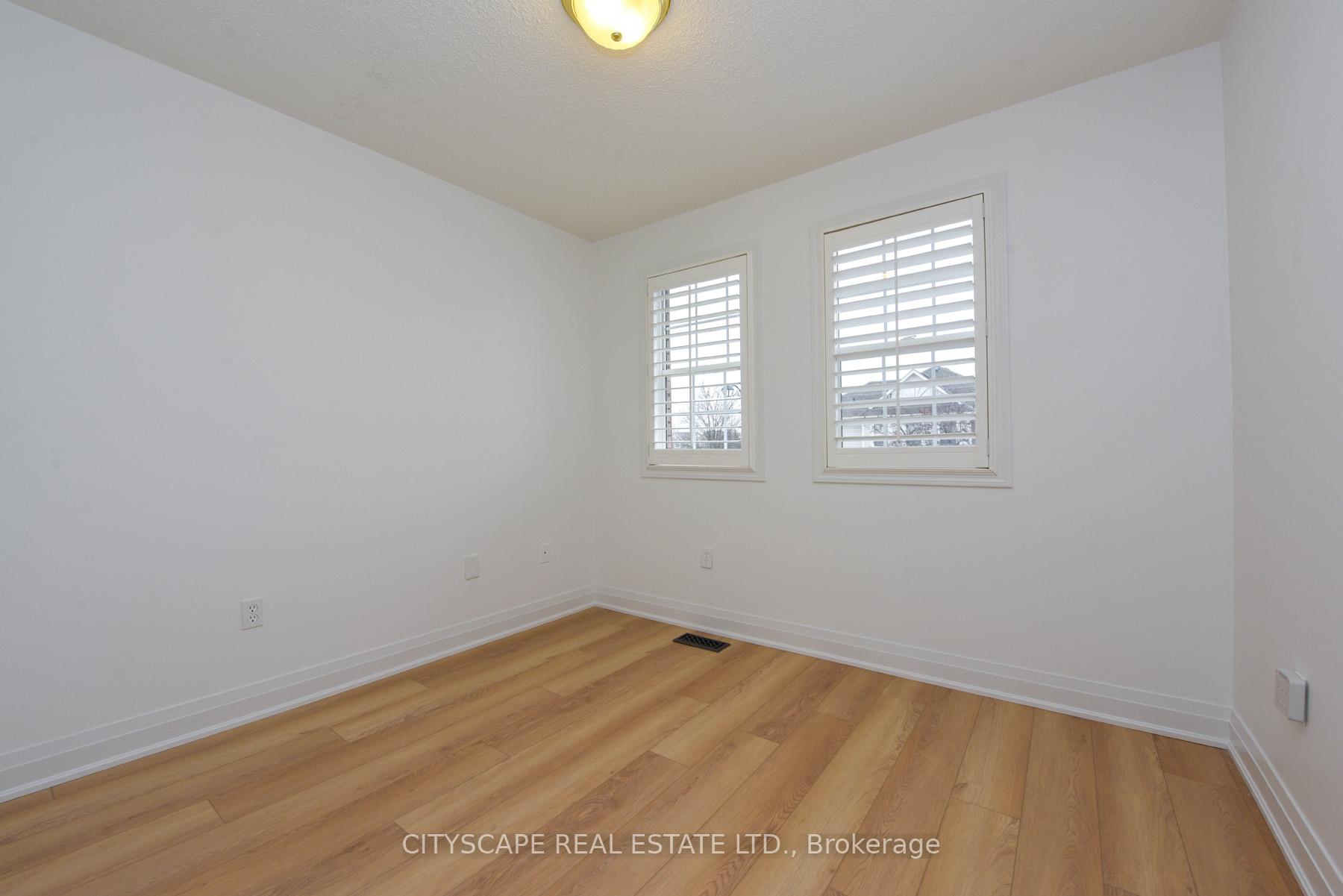 Photo 3 of 1631 Gowling Terrace, Milton, Clarke — HOMEH